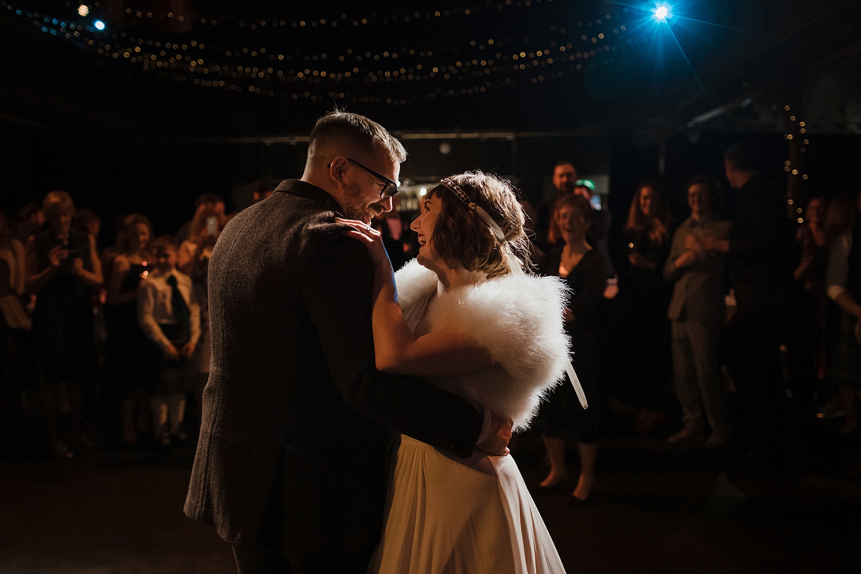 s bride Glasgow city wedding  - A 1920s Inspired Bride and her Fun and Informal Glasgow City Centre Wedding