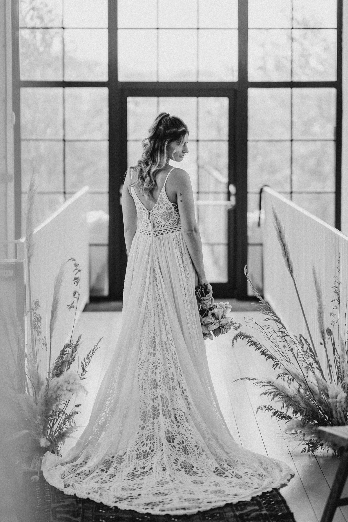 20 Hazy summer wedding bridal vibes