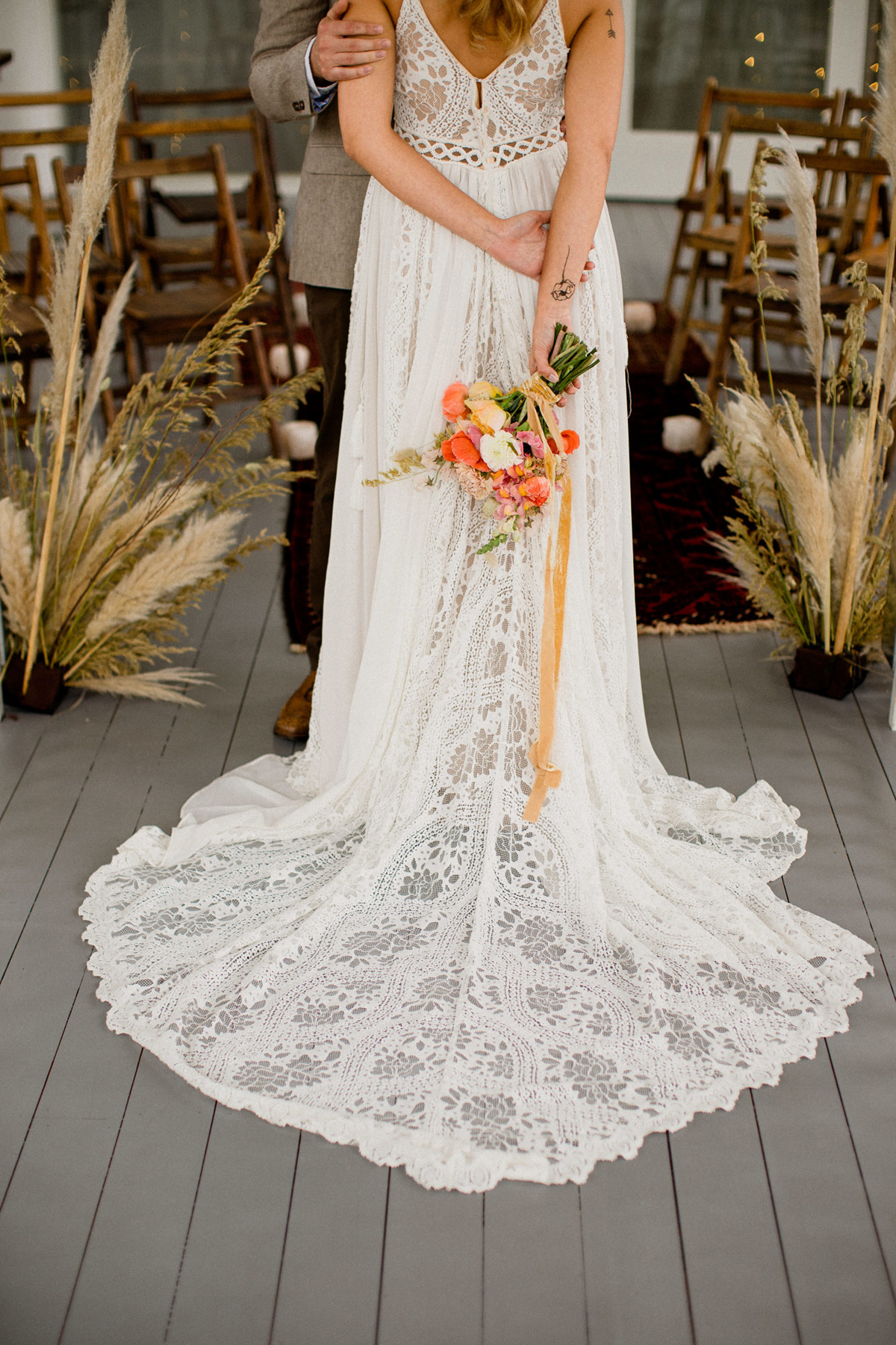 22 Hazy summer wedding bridal vibes