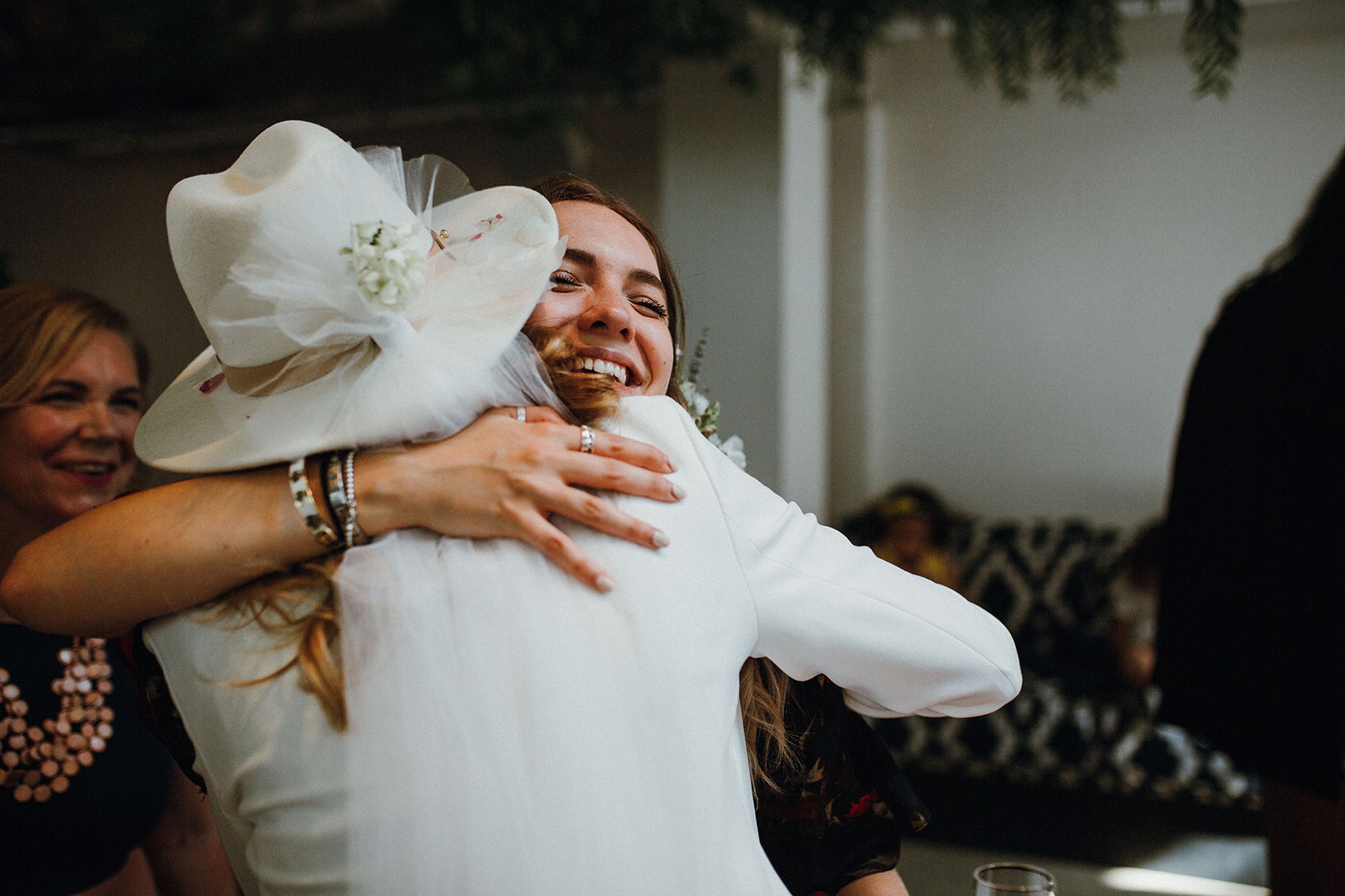 31 Bride in trousers fedora