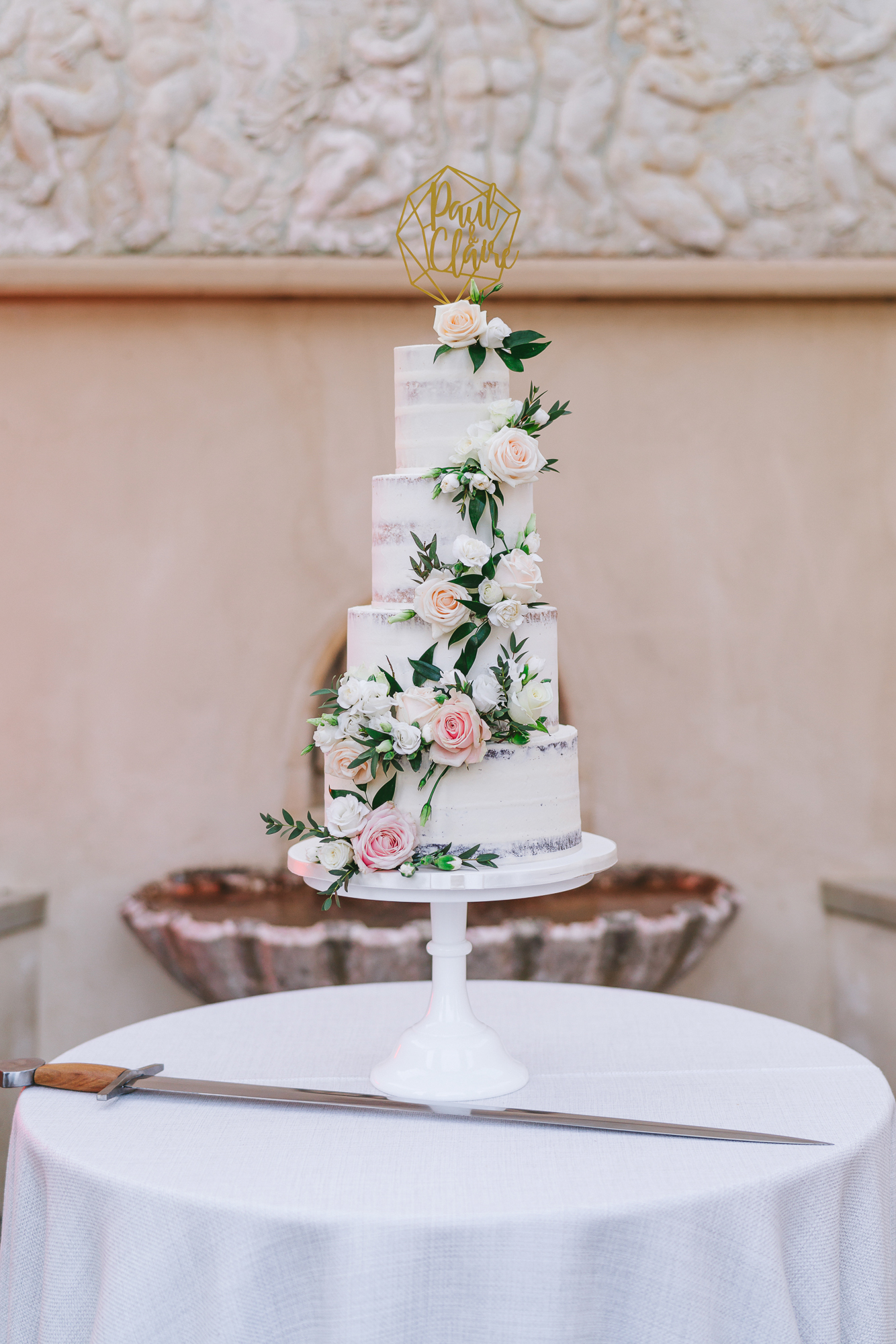  tier wedding cake - A Sienna Von Hildemar Dress + Celestial Headpiece for a Romantic Wiltshire Country House Wedding