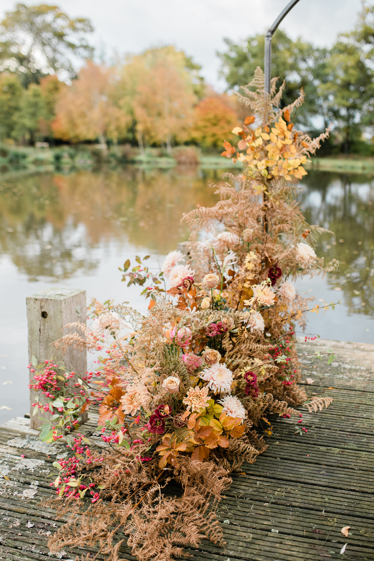 73 Elegant Autumn Wedding Flowers Decor Inspiration