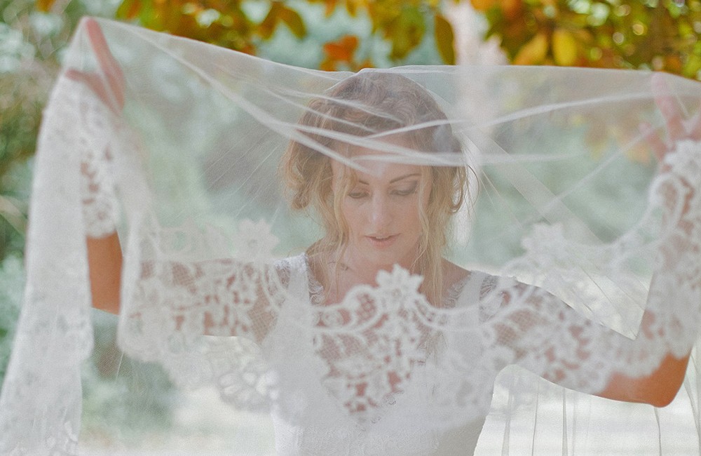 ANN GUISE Silk Wedding Veils img  - 5 Talented Wedding Veil Designers + Statement Veils You'll Love: Little Book Wedding Directory