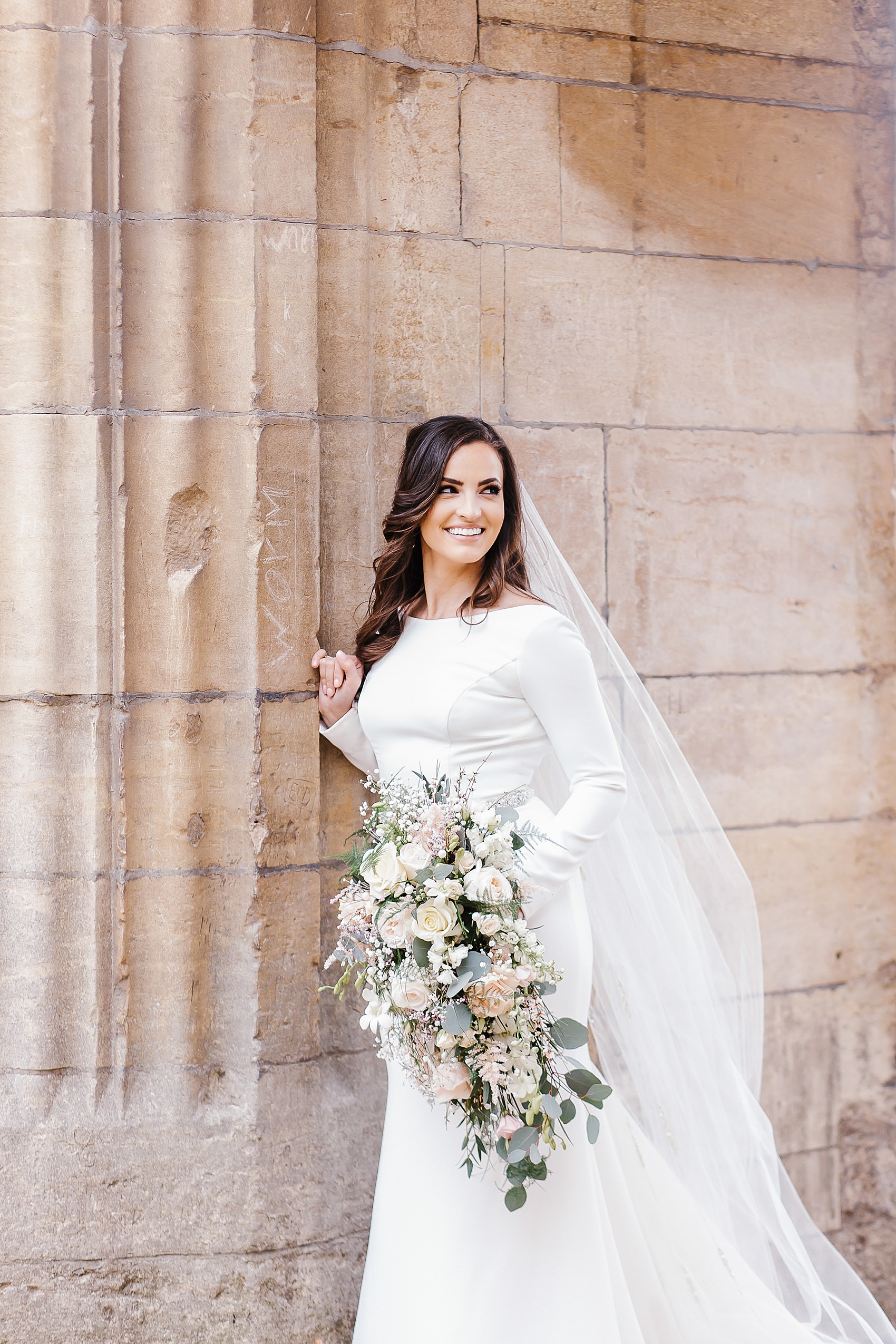 Black tie stylish castle wedding 20 - Black Tie + Blush For A Glamorous Wedding in a Historic Castle Setting Black tie stylish castle wedding 20
