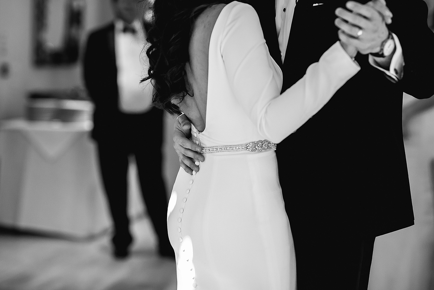 Black tie stylish castle wedding 31 - Black Tie + Blush For A Glamorous Wedding in a Historic Castle Setting Black tie stylish castle wedding 31