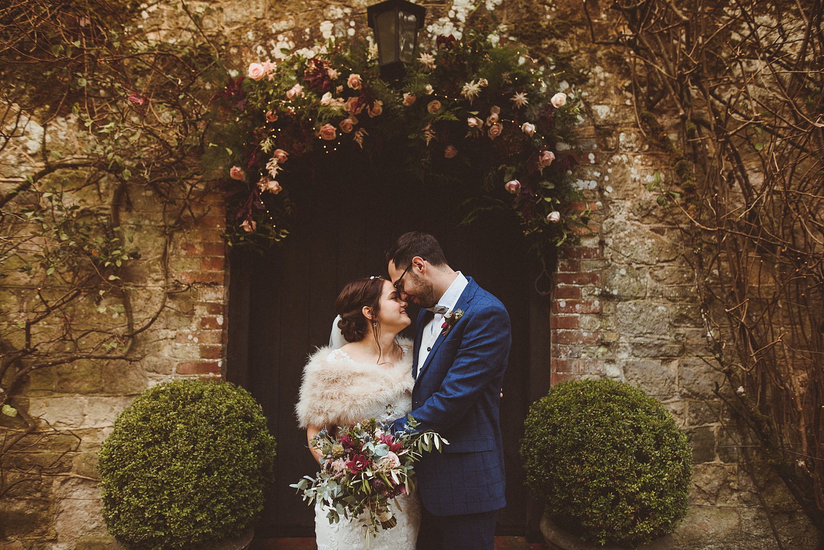 Cosy Autumn country house wedding 38