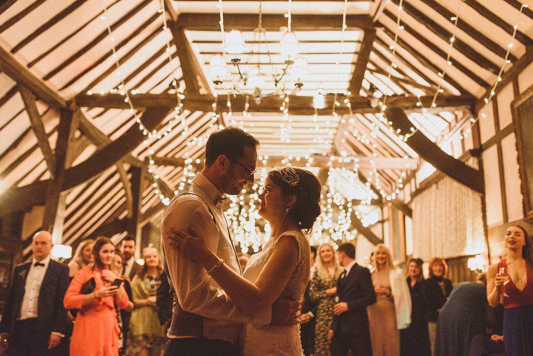 Cosy Autumn country house wedding 46