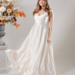 Kate Beaumont wedding dress for curvy brides