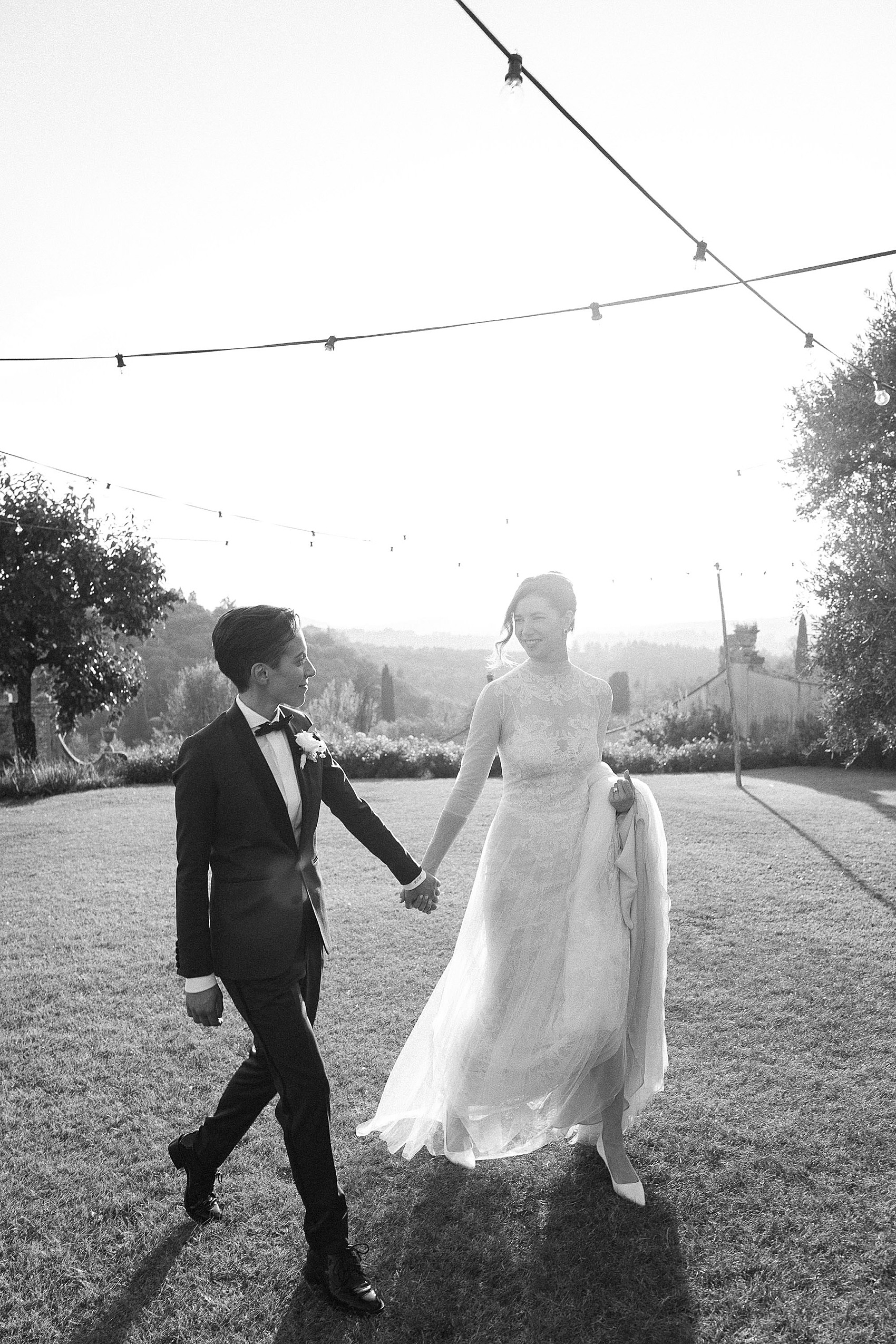 Vera Wang tuxedo wedding in Tuscany 28