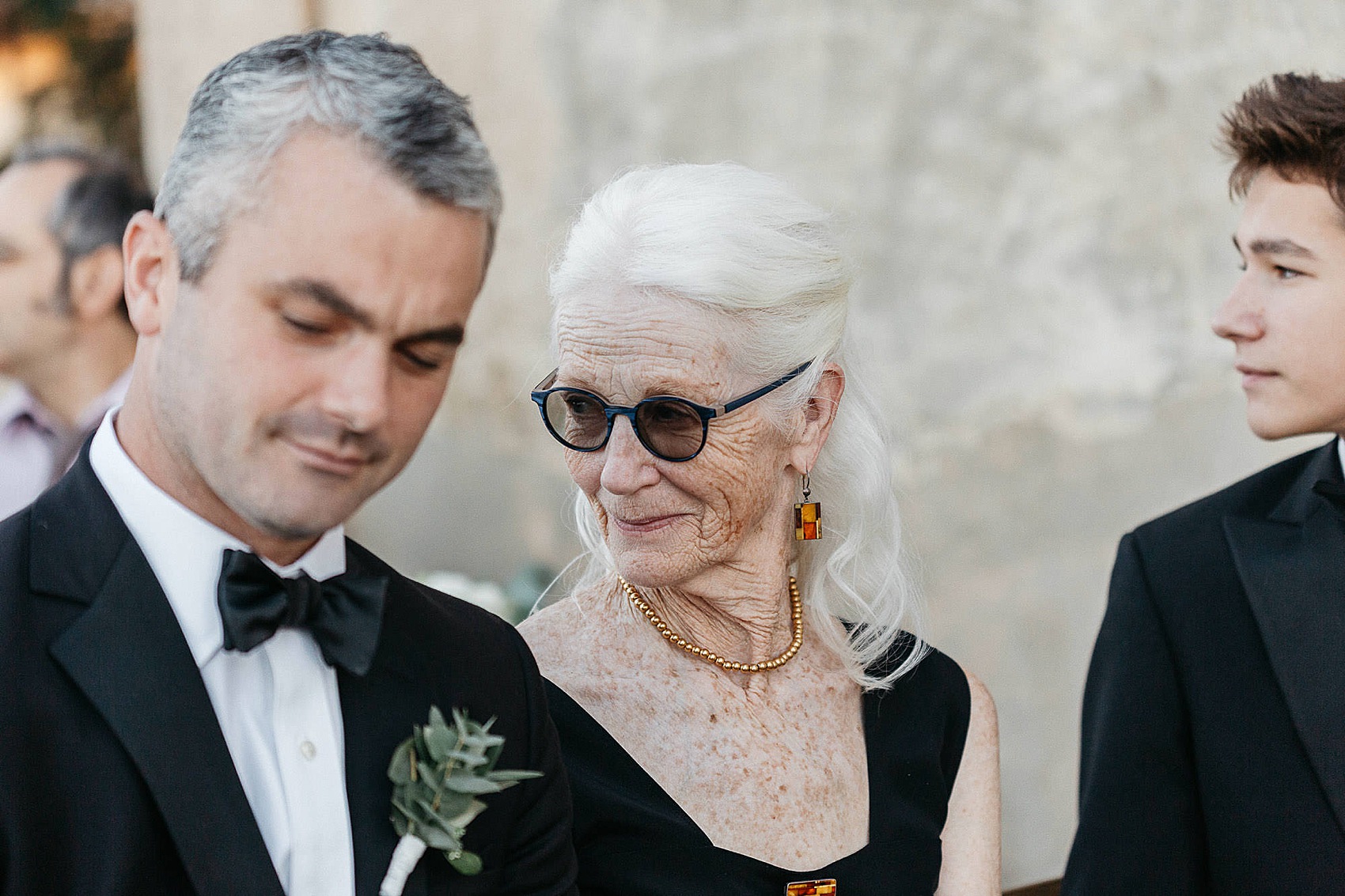 Vera Wang tuxedo wedding in Tuscany 34