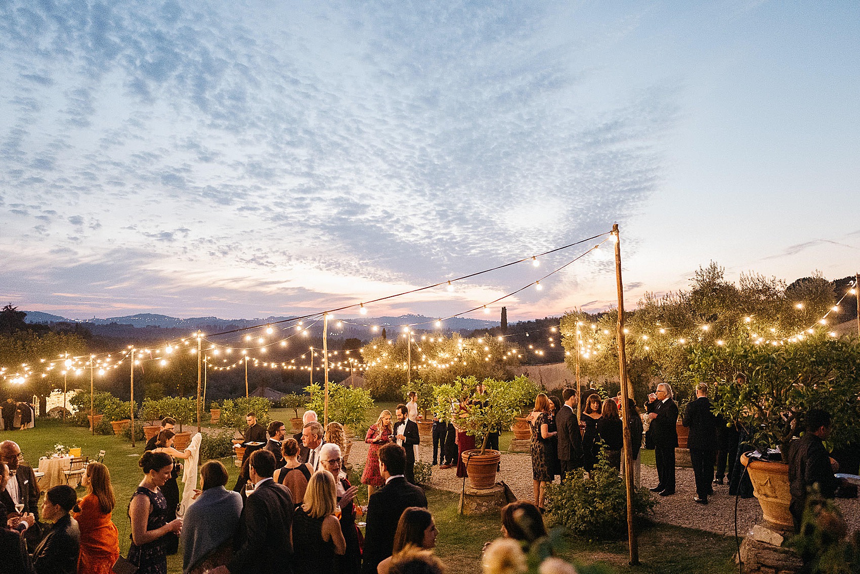 Vera Wang tuxedo wedding in Tuscany 47