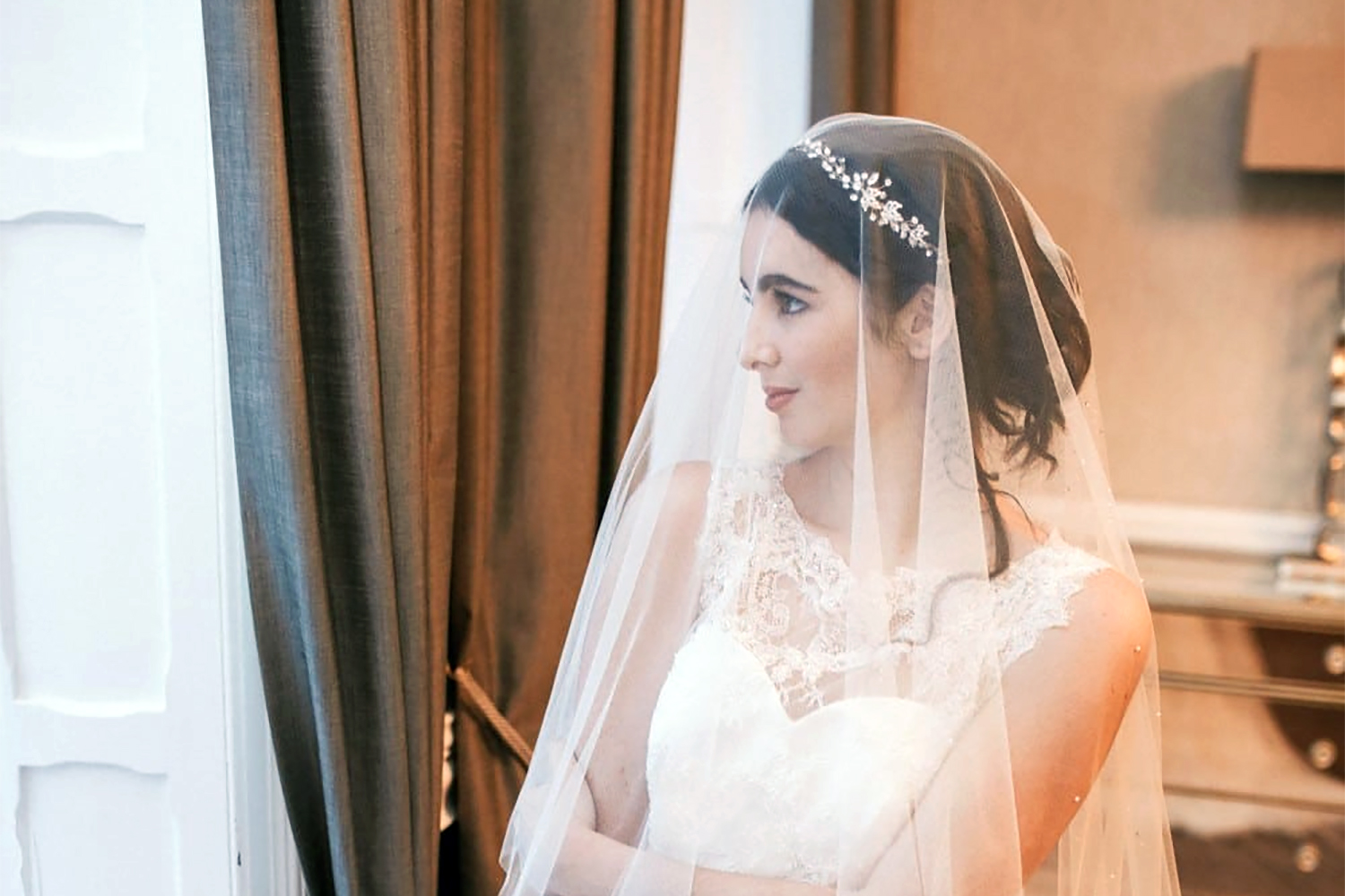 bridal veil shop