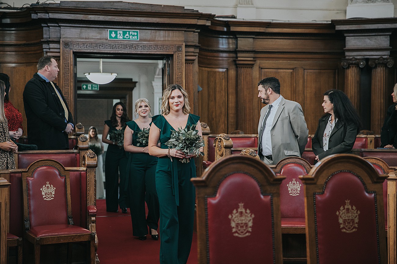 12 Jenny Packham bride vintage christmas wedding