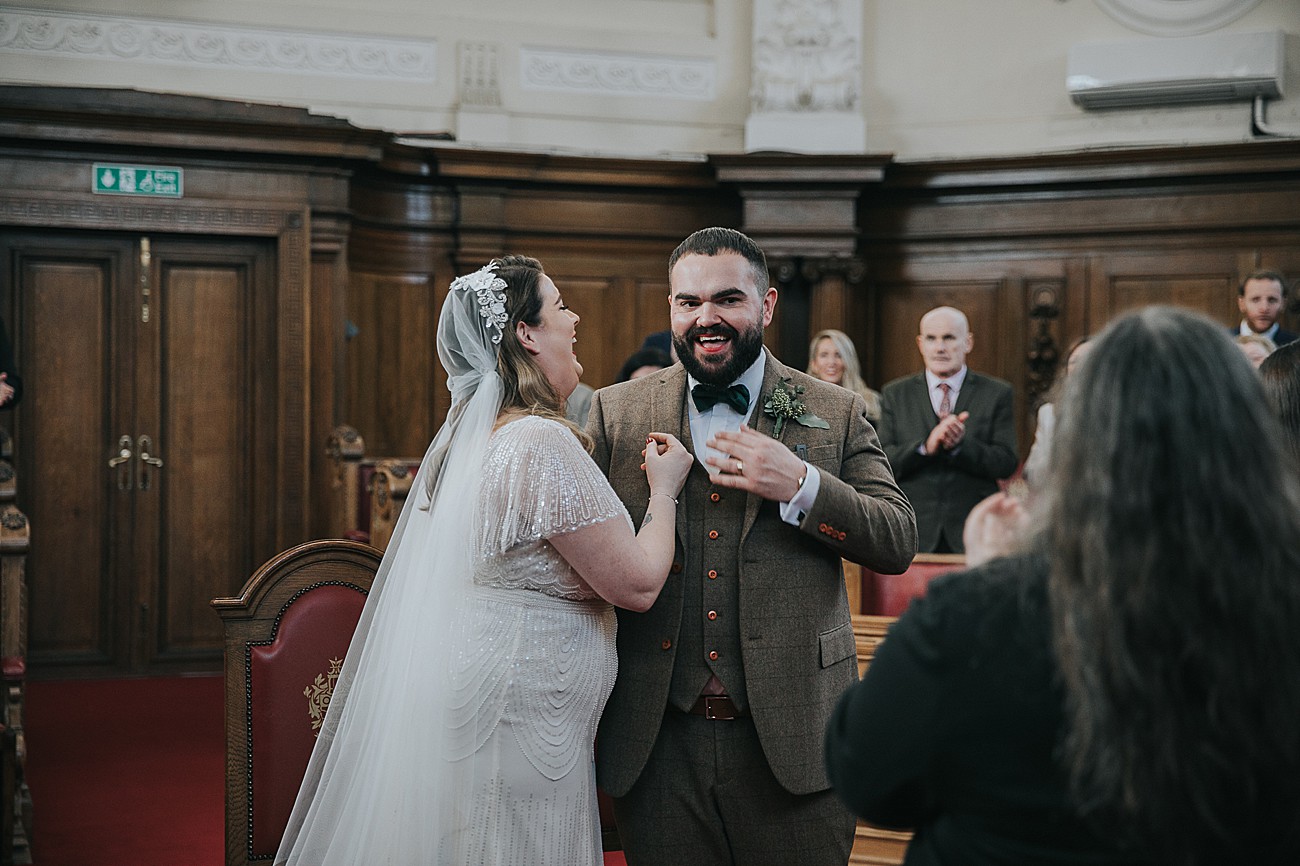 18 Jenny Packham bride vintage christmas wedding