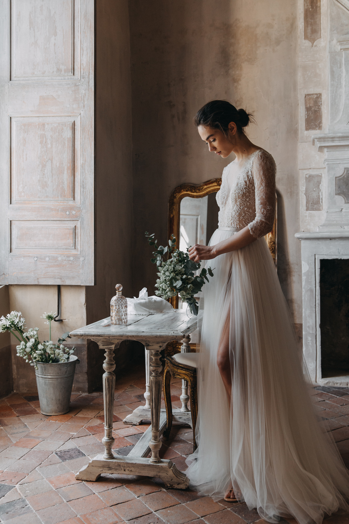 Divine Atelier Ambra dress f  - Divine Atelier: Modern, Contemporary, Bohemian Bridal Fashion