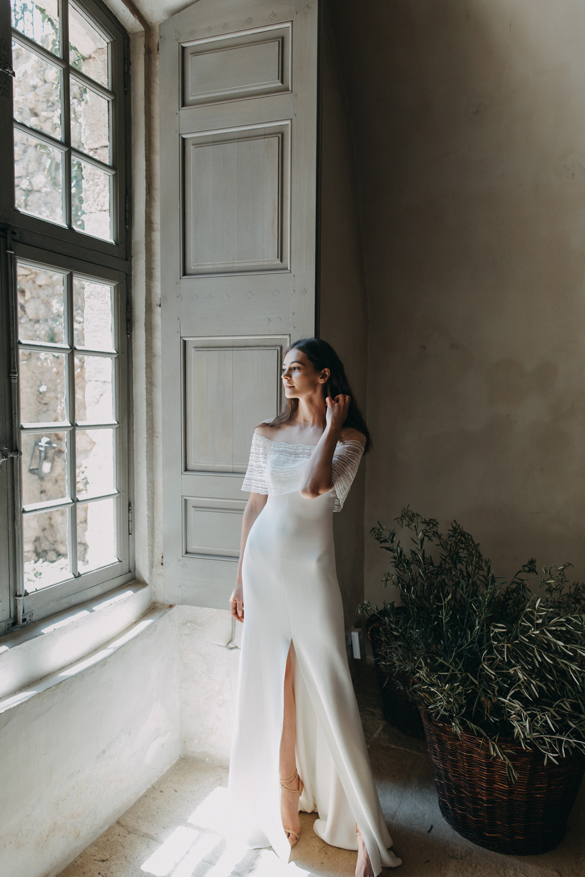 Divine Atelier Ursula dressf - Divine Atelier: Modern, Contemporary, Bohemian Bridal Fashion Divine Atelier Ursula dressf