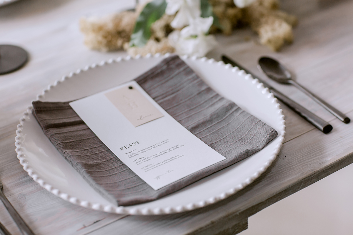 Modern white wedding 30