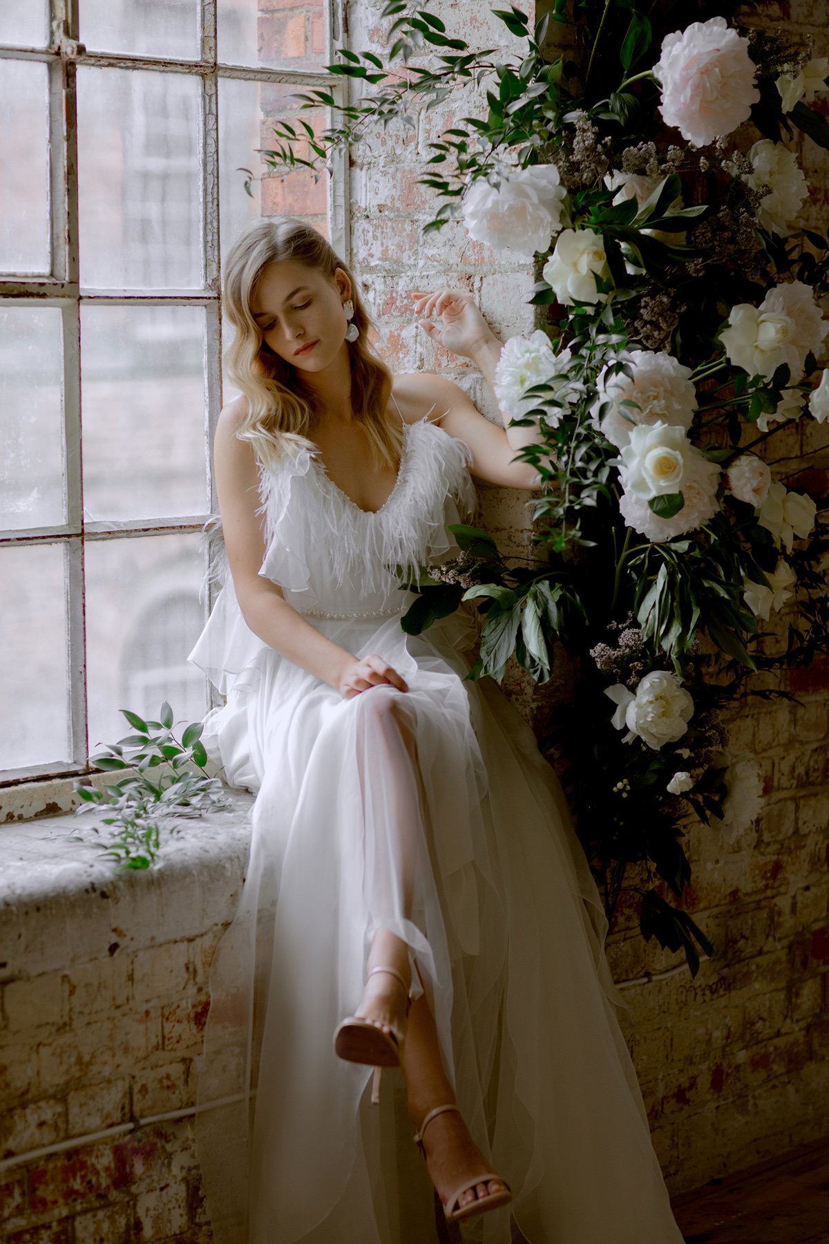 Modern white wedding 49