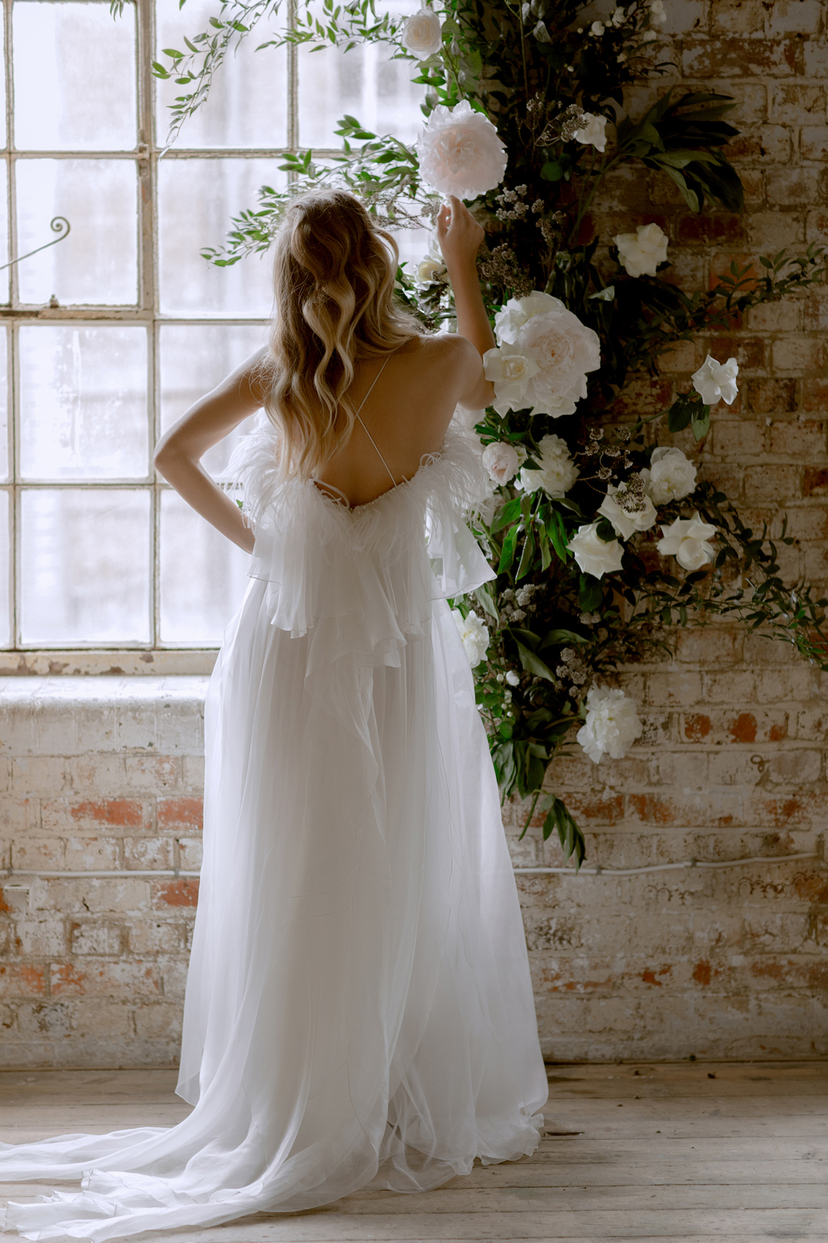 Modern white wedding 72