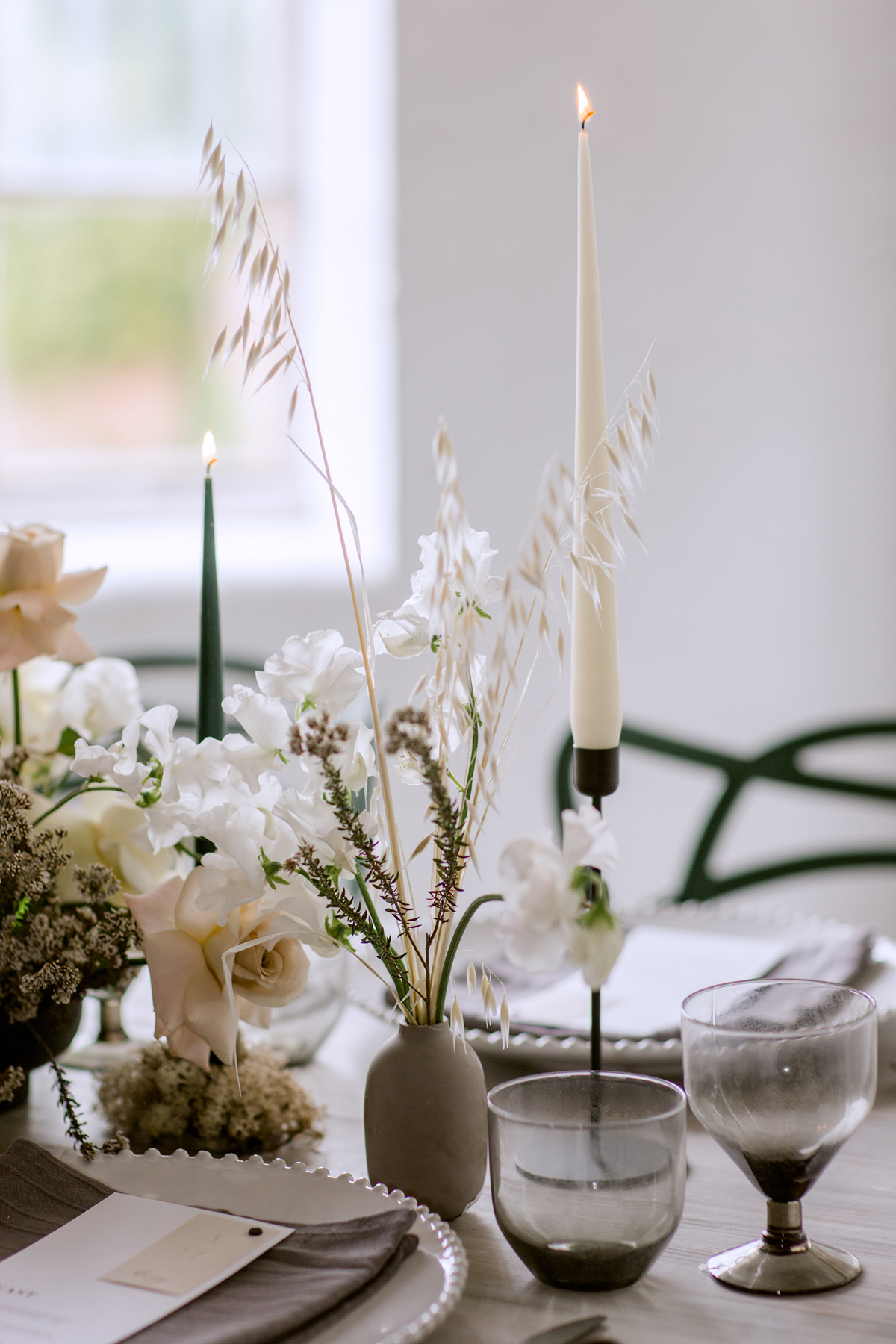 Modern white wedding 86