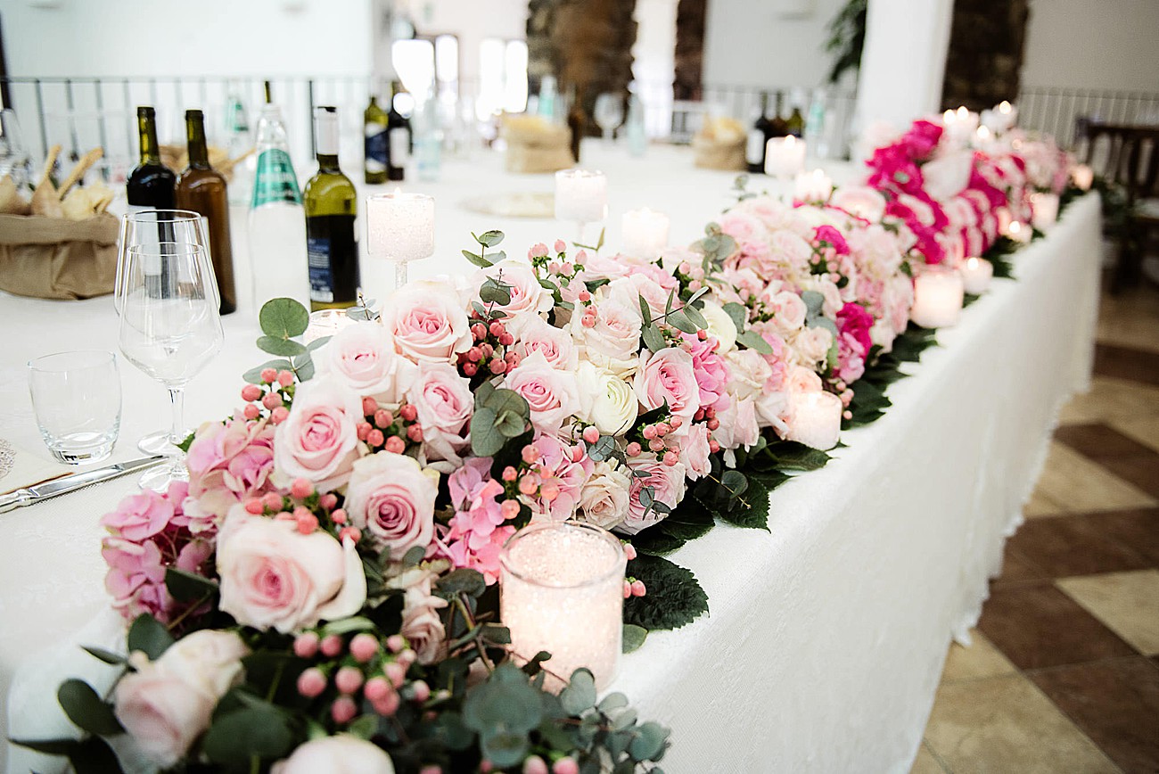 Pink wedding in Sardinia 24