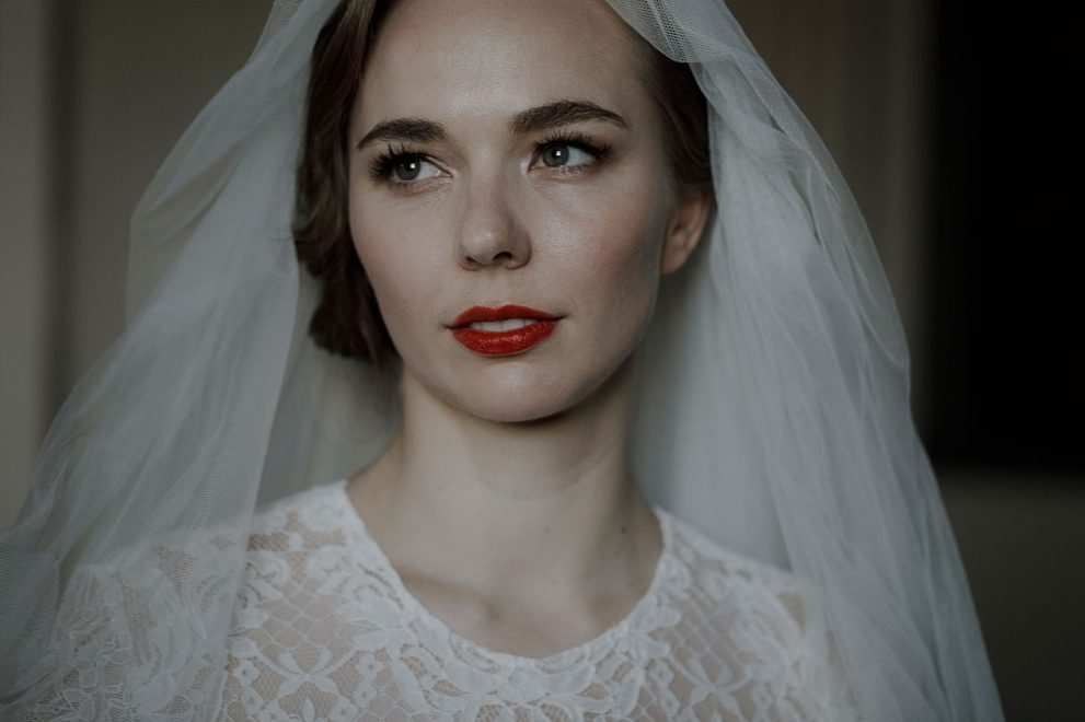 An Old Glamour + Nature Inspired Wedding in Italy with a Bride in Pin