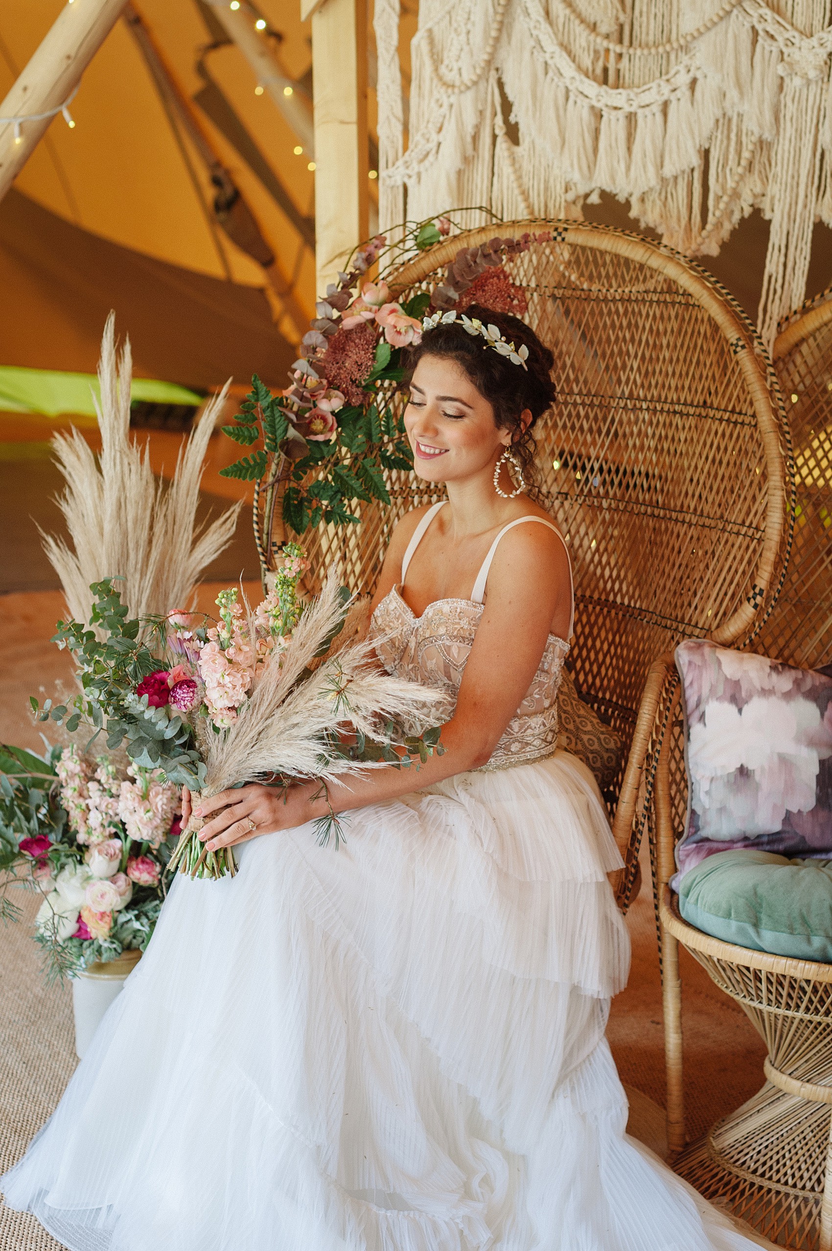 4 Boho tipi bride wedding inspiration