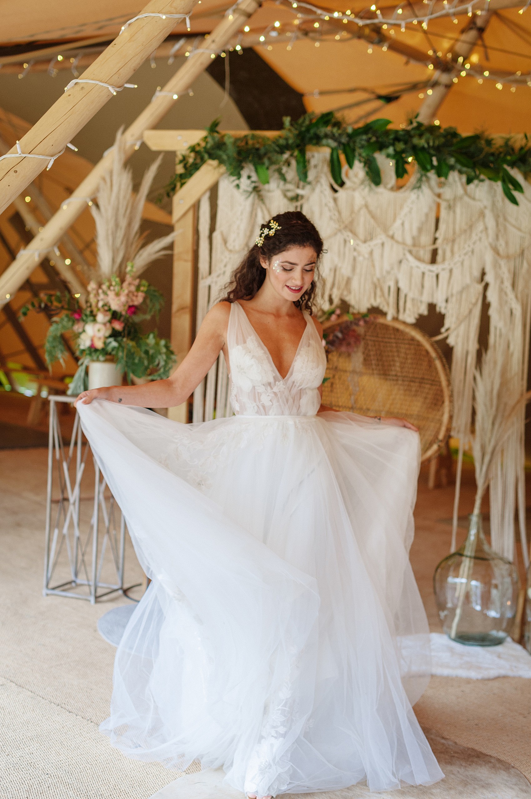 42 Boho tipi bride wedding inspiration