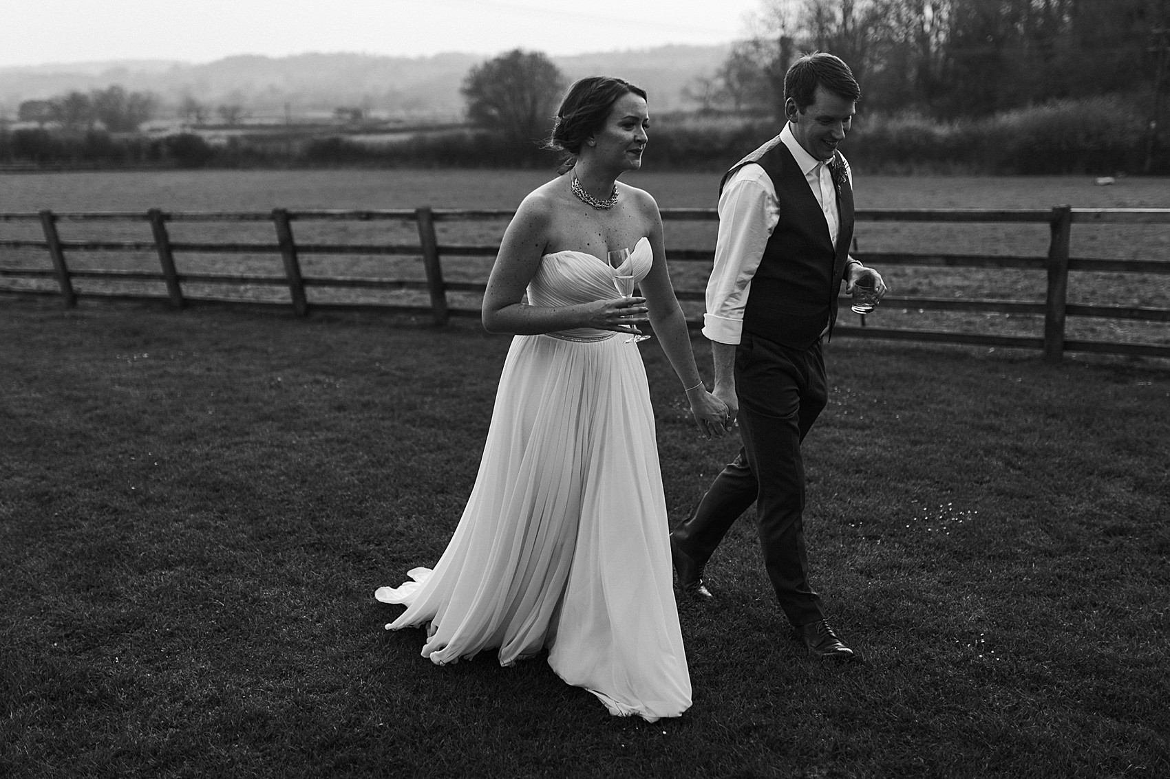 Enzoani bride barn wedding 32