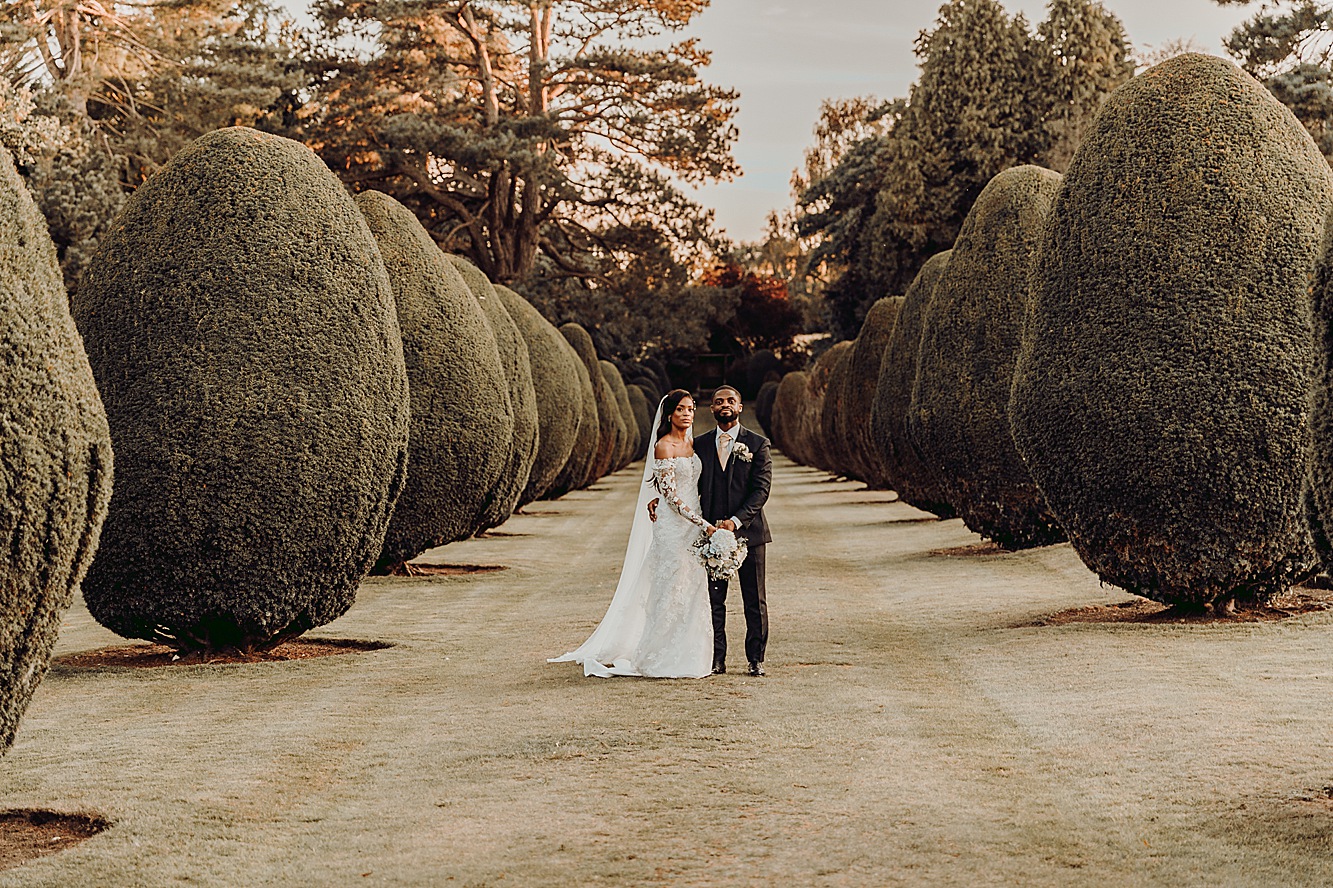 Sophia Tolli modern vintage country house Hampshire wedding 29