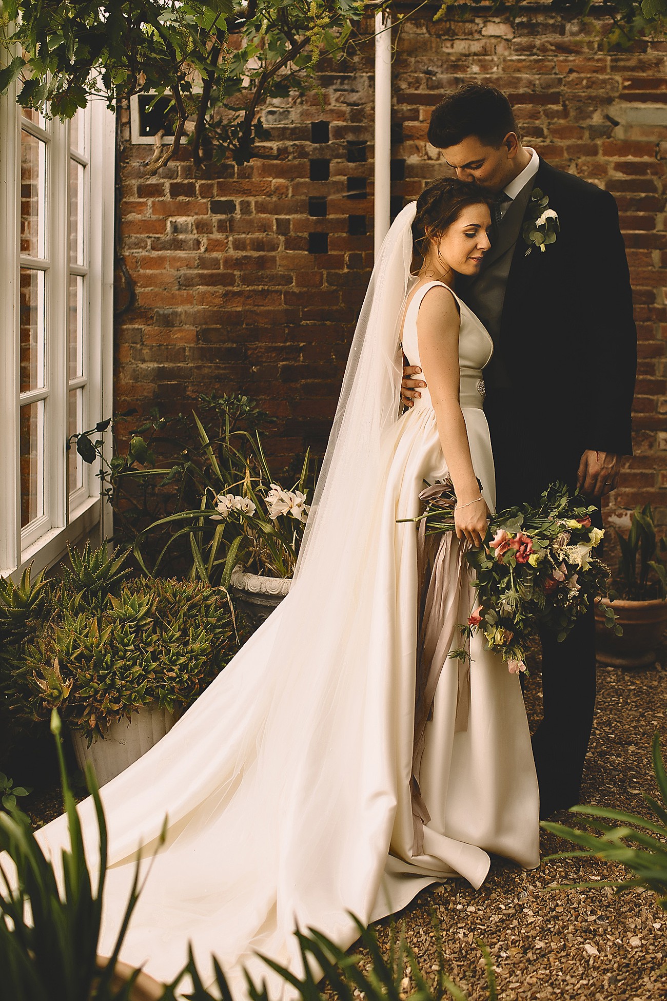 Watters Wtoo English country garden wedding 25