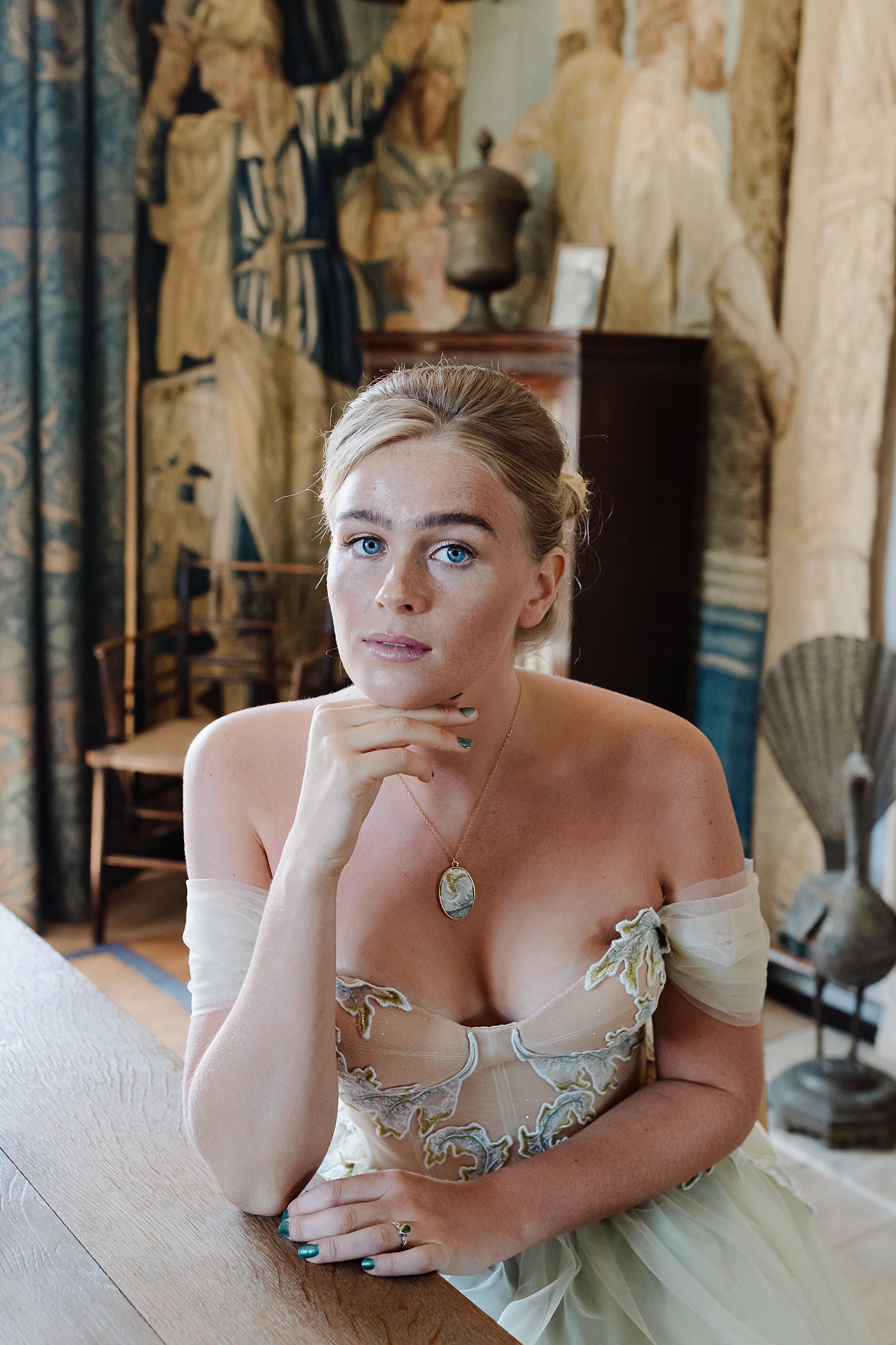 14 William Morris inspired wedding editorial