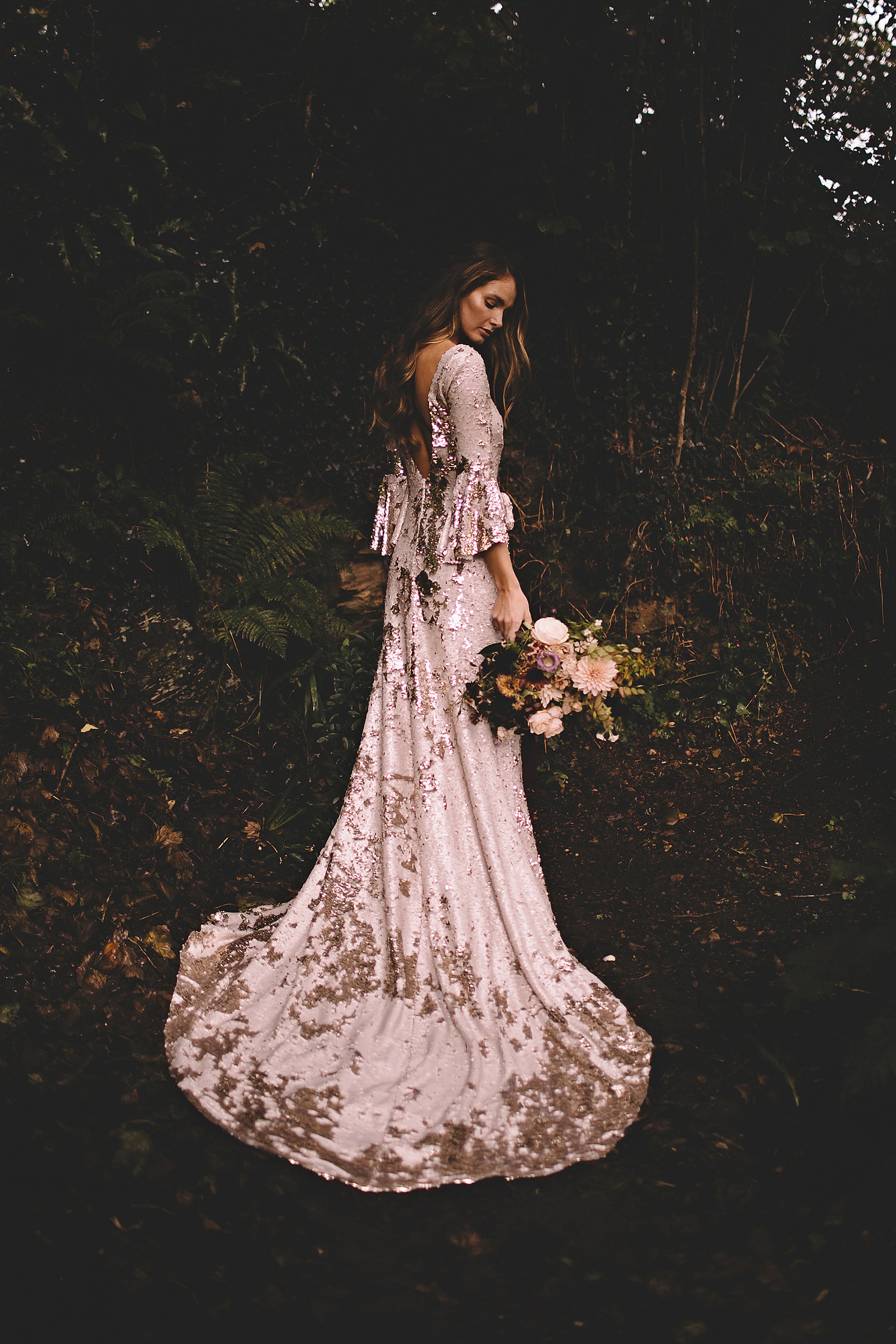 20 Dark Romantic Bridal Style Cornish Coast 1