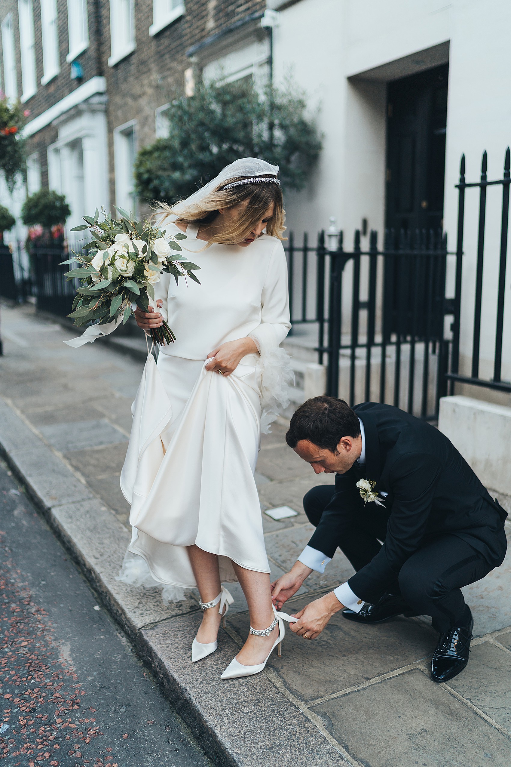 29 Halfpenny London bride city wedding