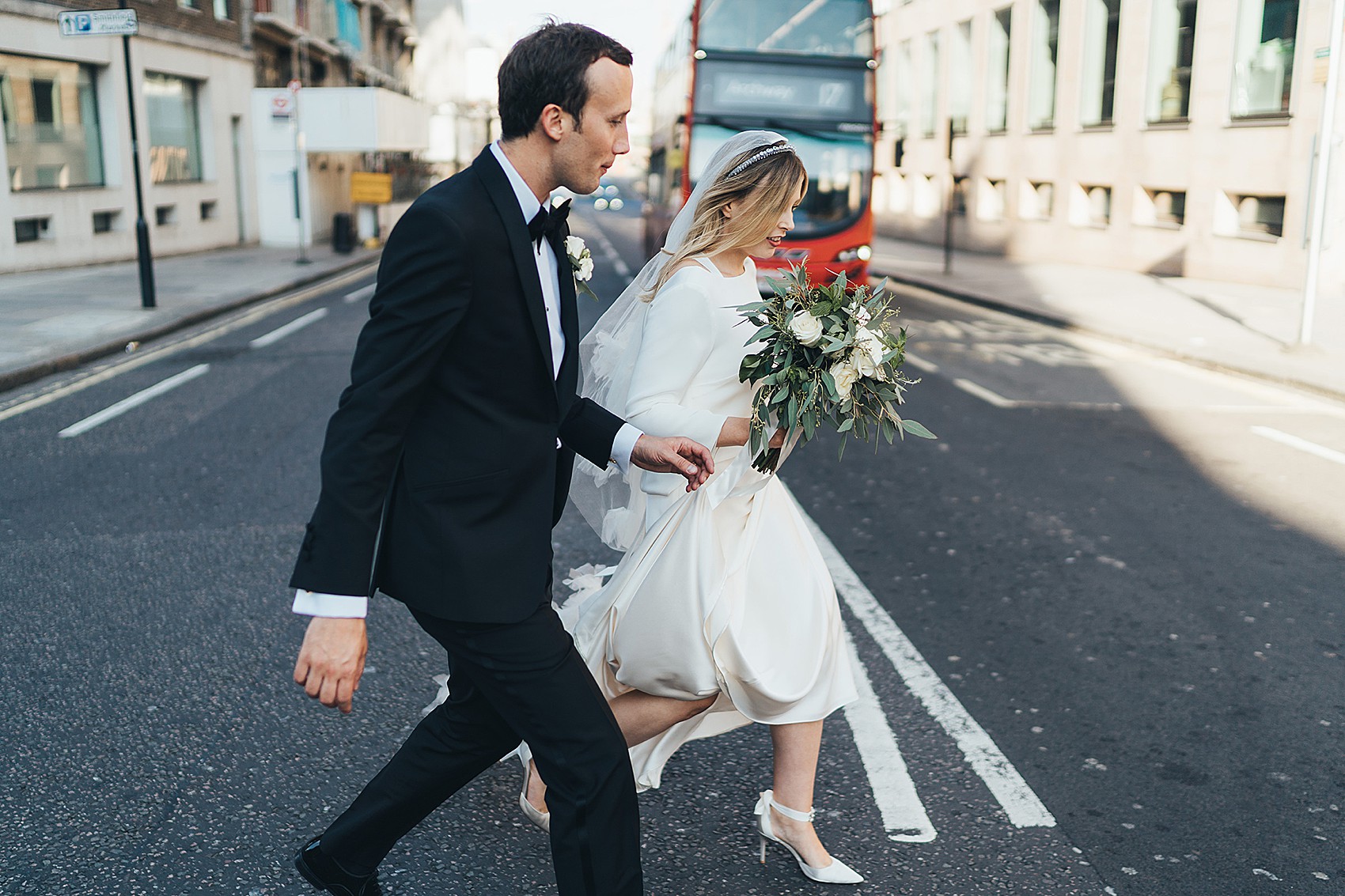 30 Halfpenny London bride city wedding