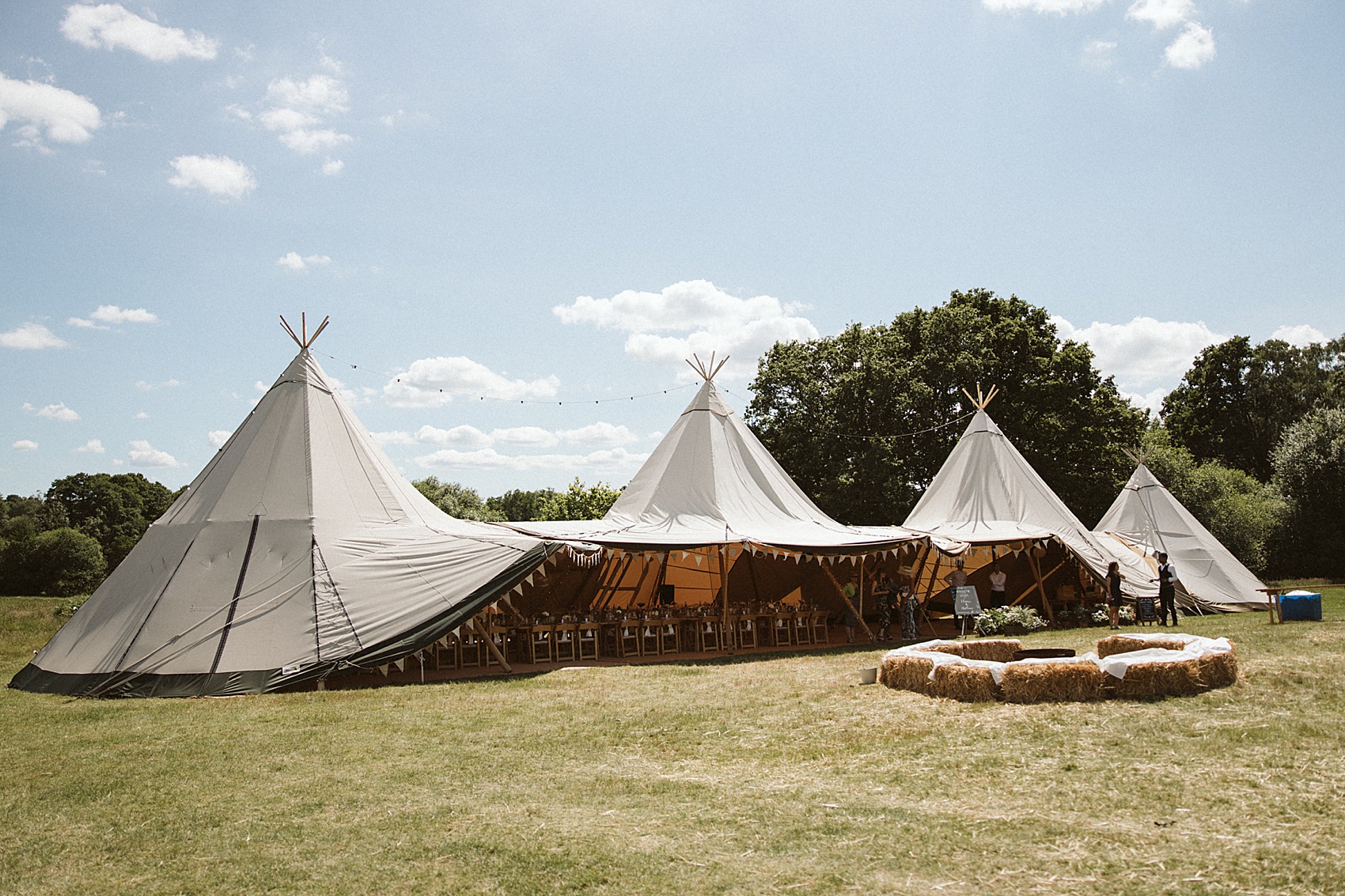 36 Boho Tipi Wedding