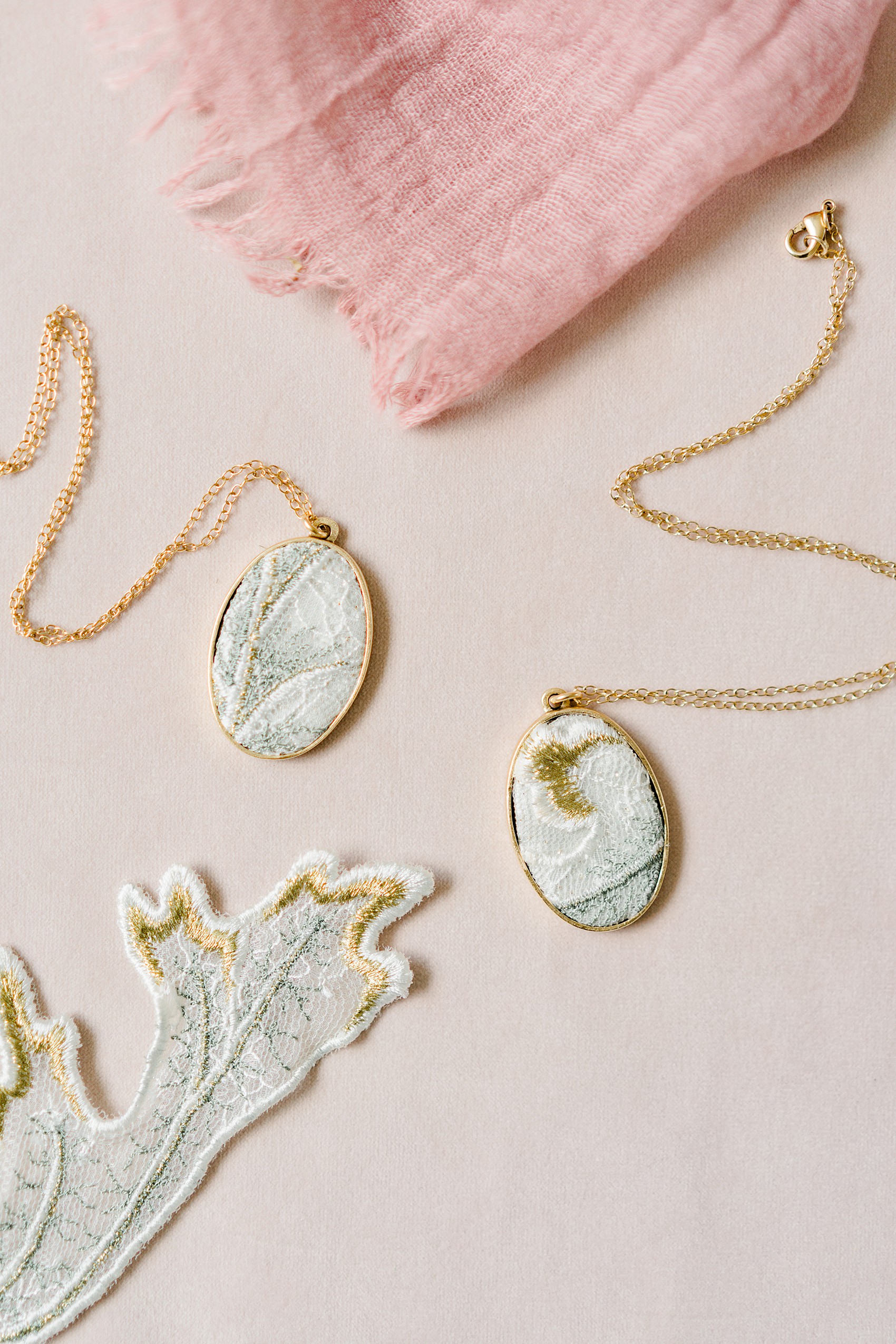 4 William Morris inspired wedding editorial