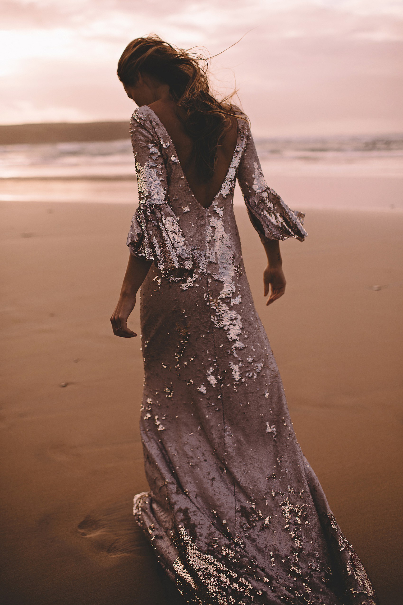 41 Dark Romantic Bridal Style Cornish Coast 1