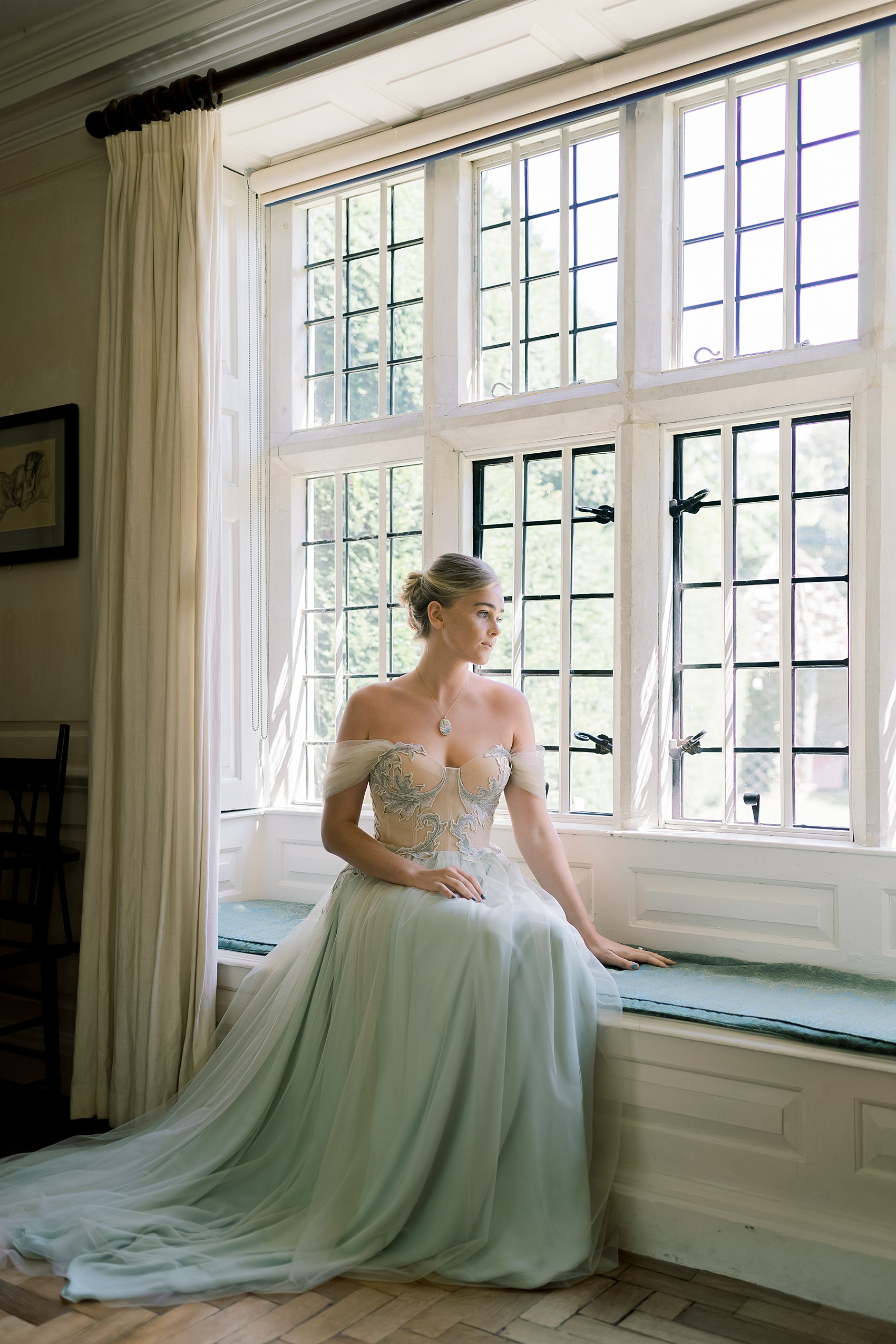 6 William Morris inspired wedding editorial