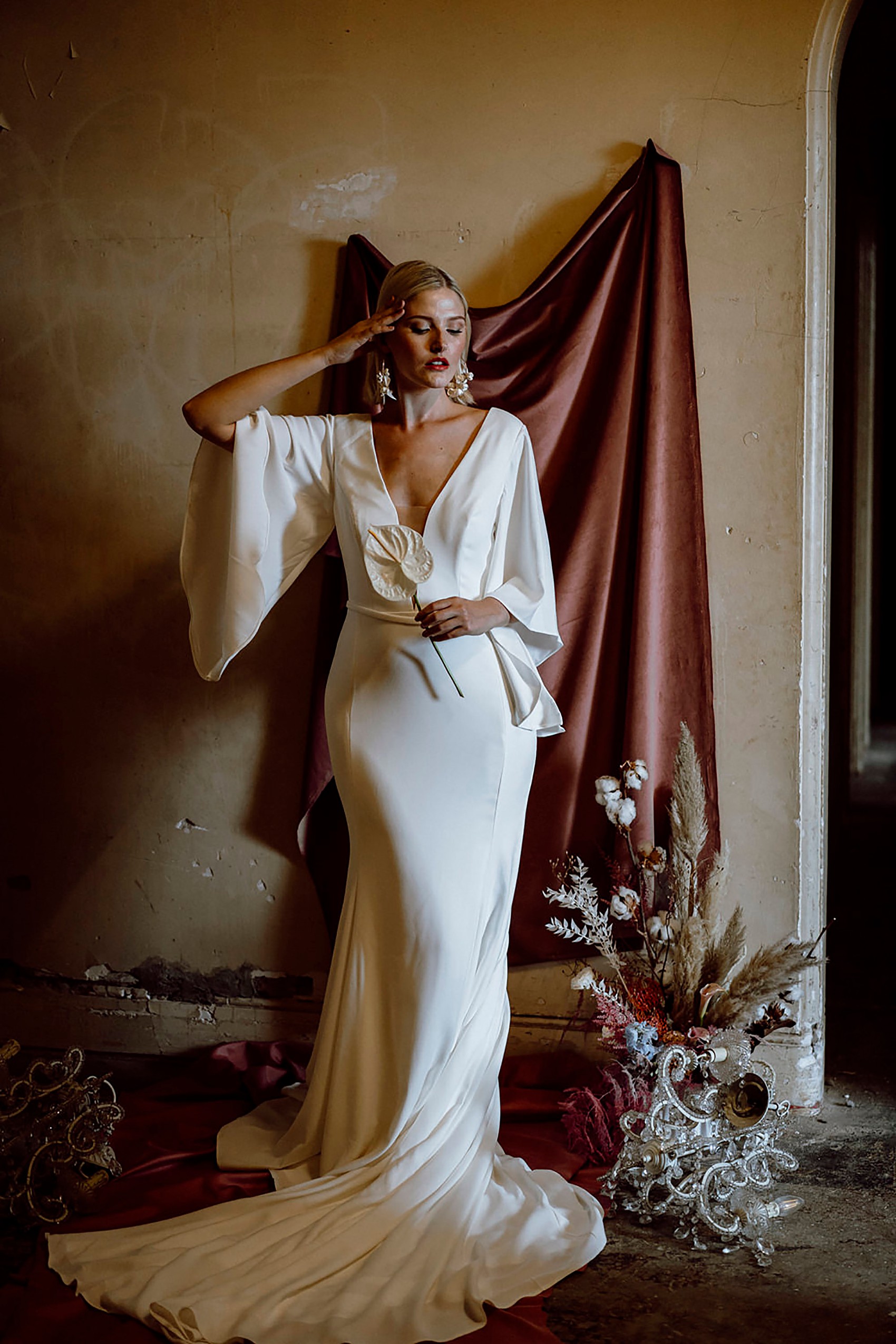Cool modern bridal style 160