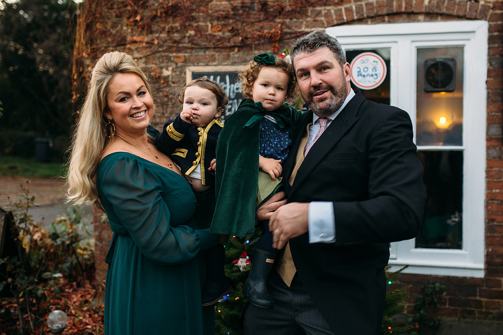 Indi Oli Christmas Wedding 66