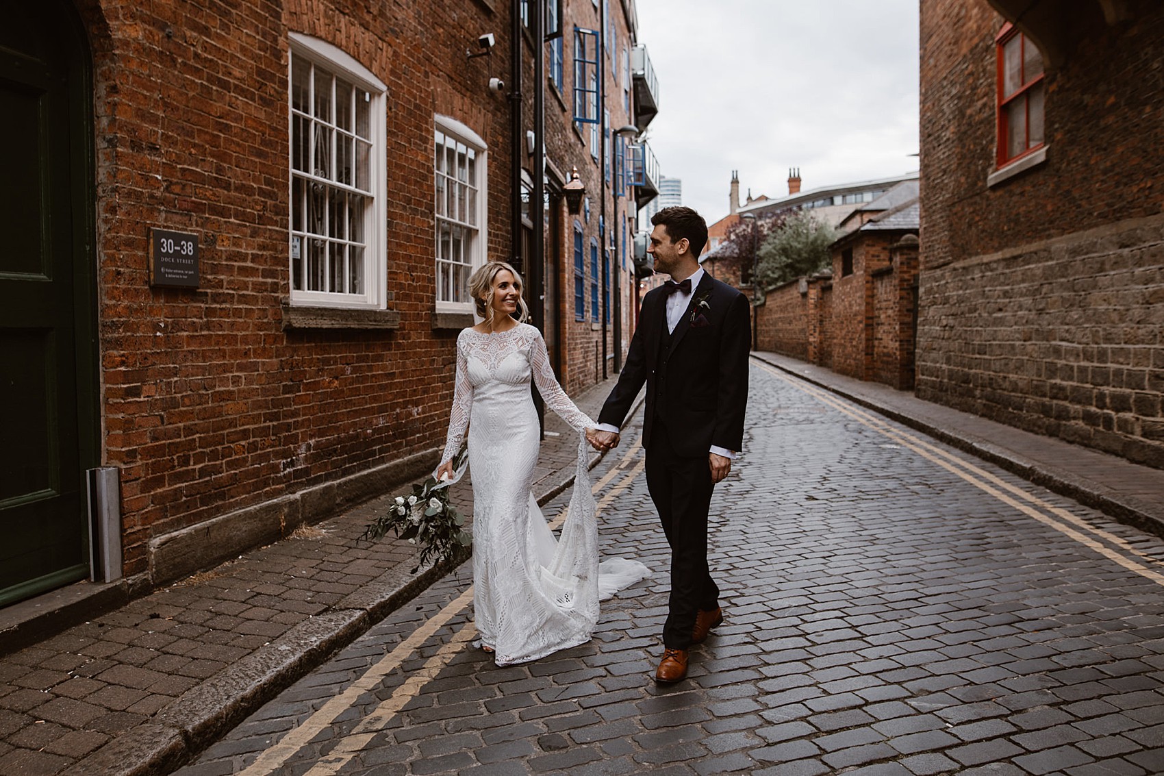 Claire Pettibone modern urban wedding 42