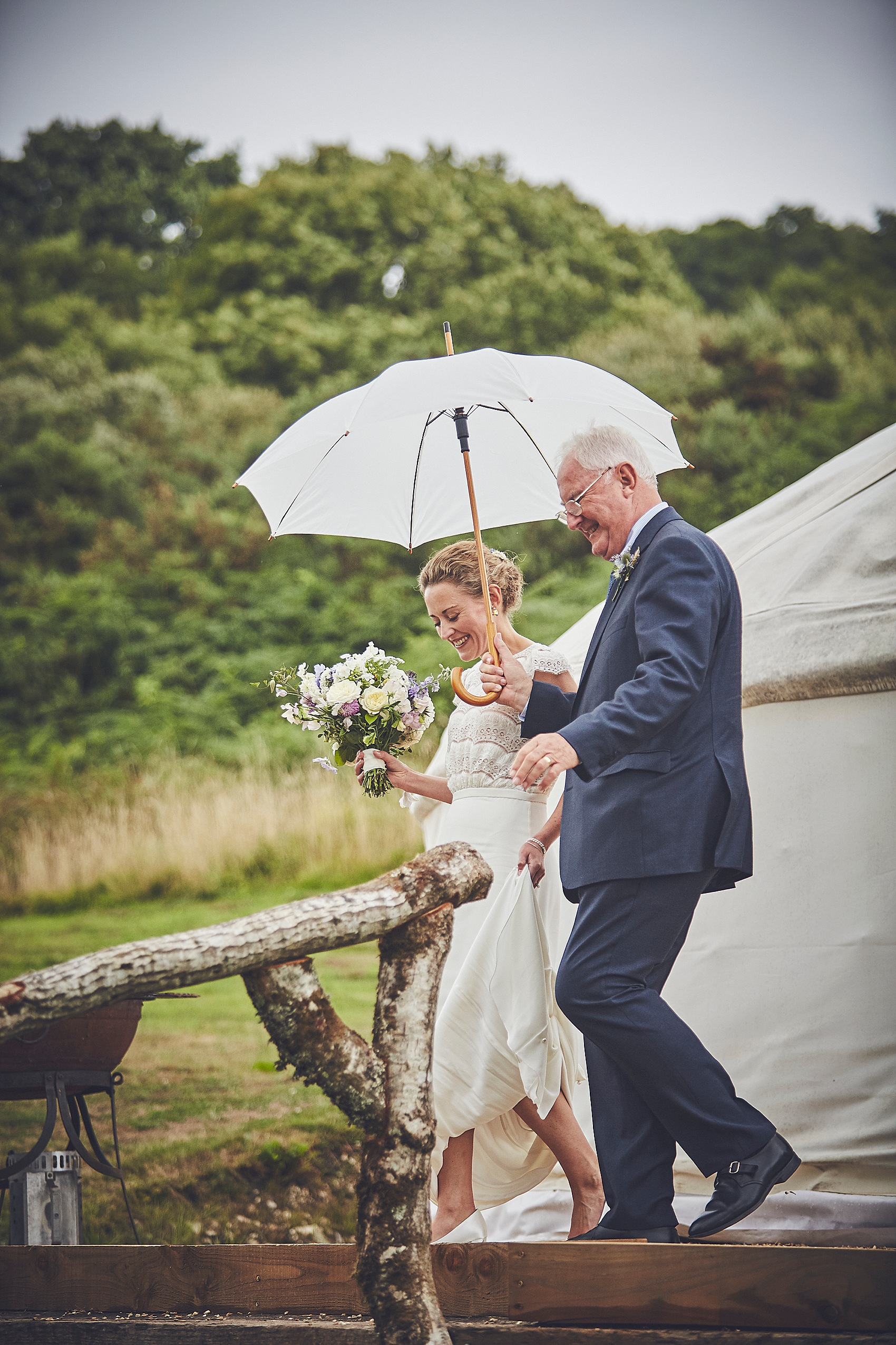 18 River Cottage Wedding