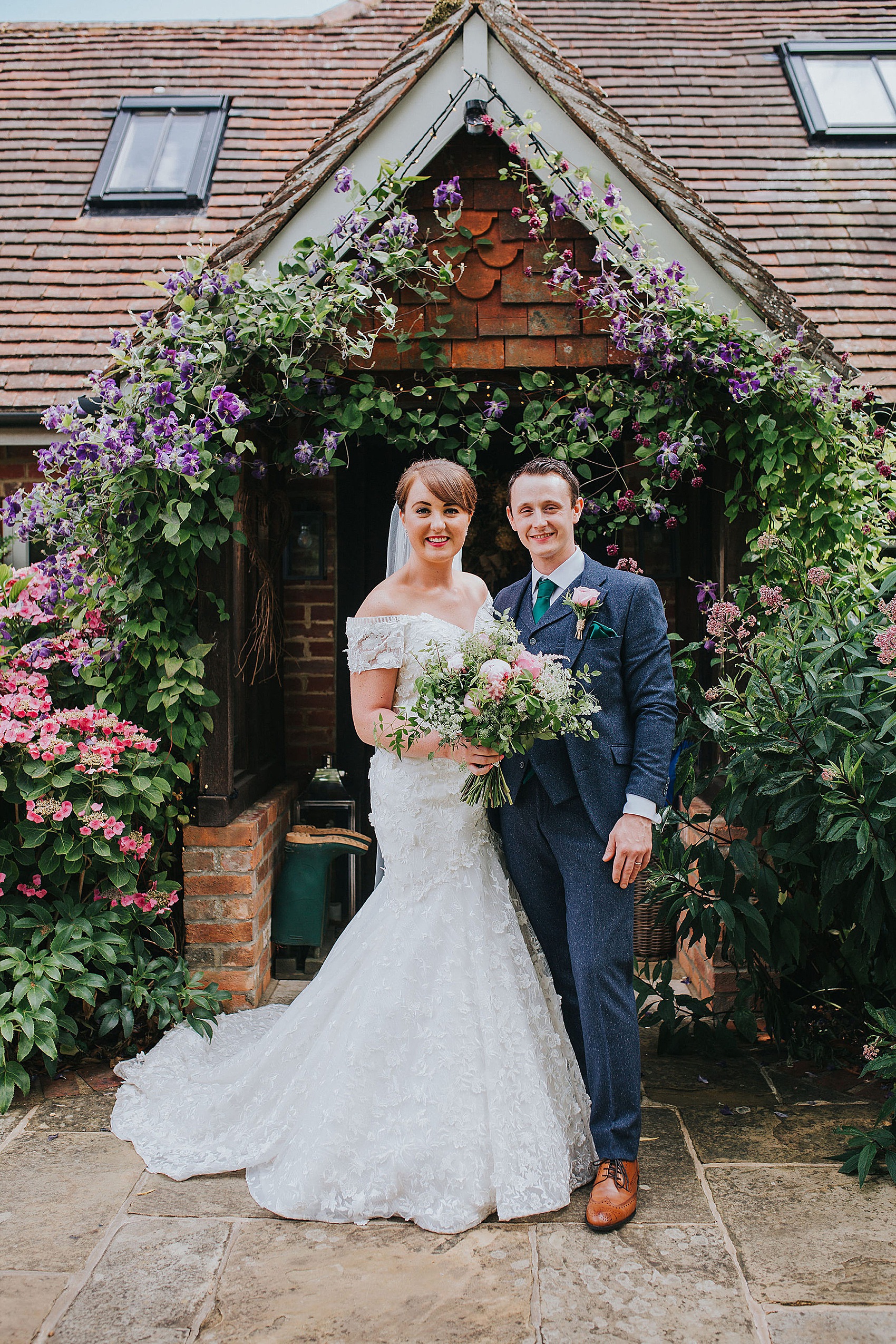 25 Secret garden barn wedding