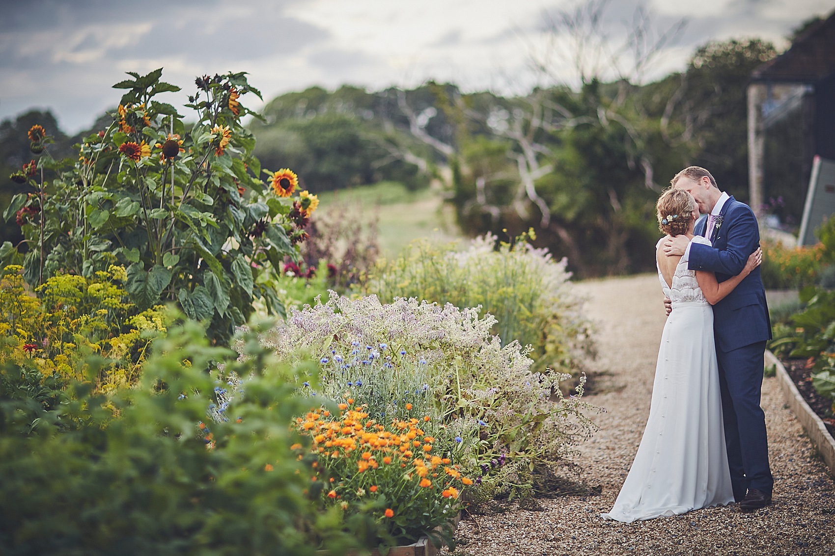 44 River Cottage Wedding