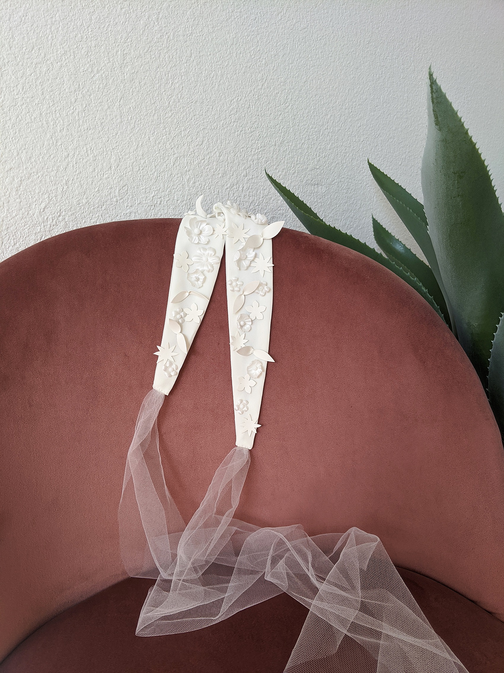 Lizzie McQuade Accessories 8 Aura B