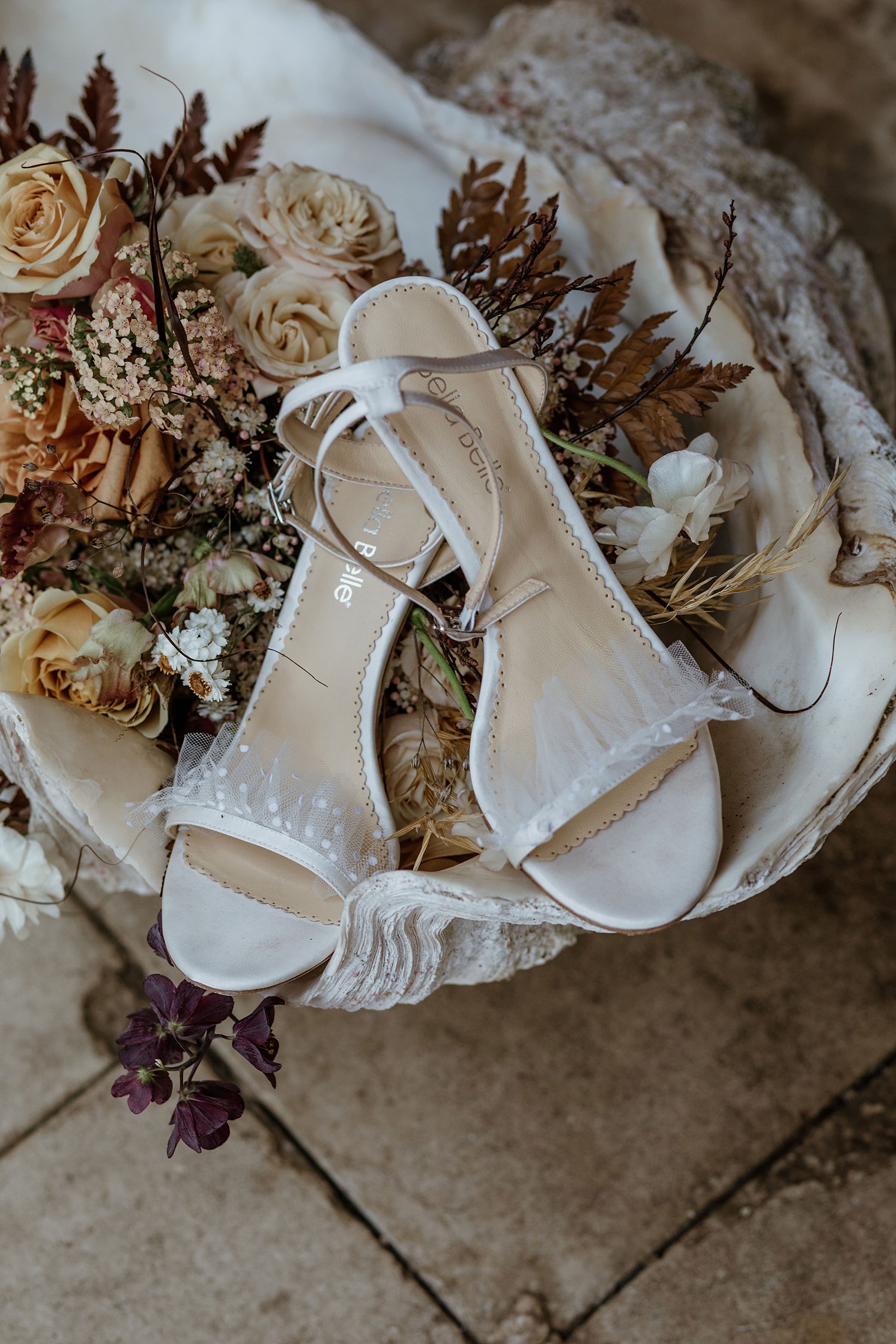 Naomi Neoh bride Euridge Manor wedding venue Cotswolds 216