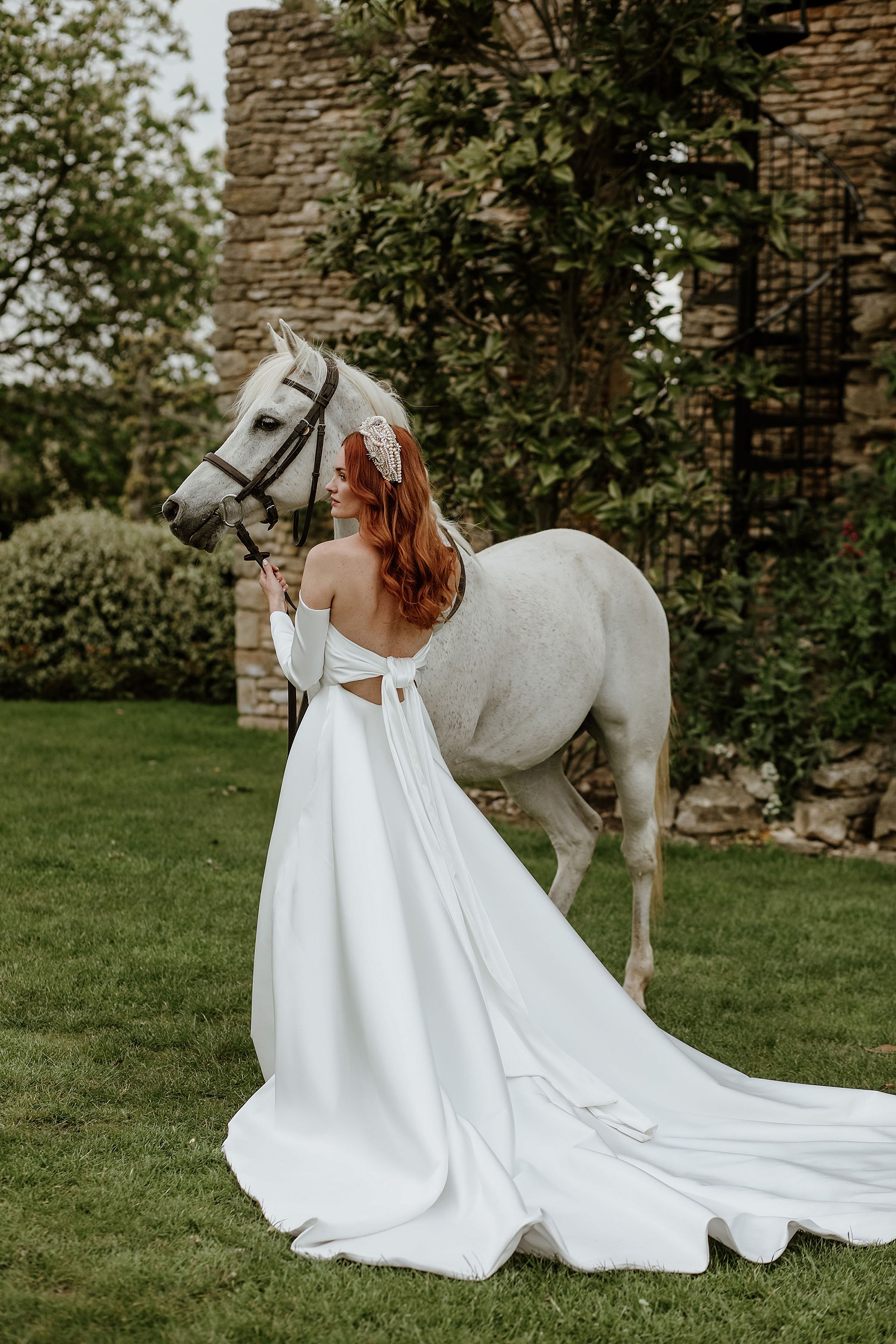 Naomi Neoh bride Euridge Manor wedding venue Cotswolds 240