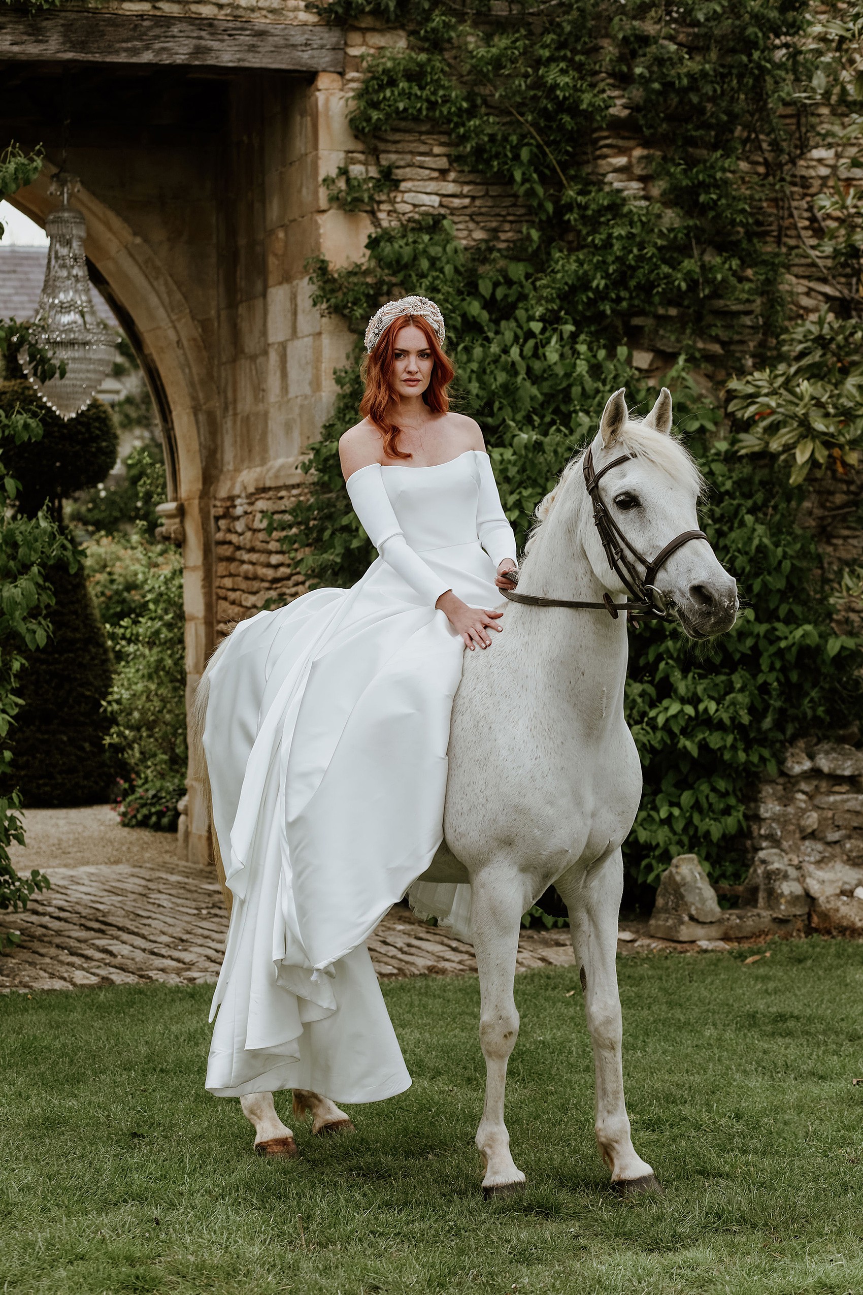Naomi Neoh bride Euridge Manor wedding venue Cotswolds 245