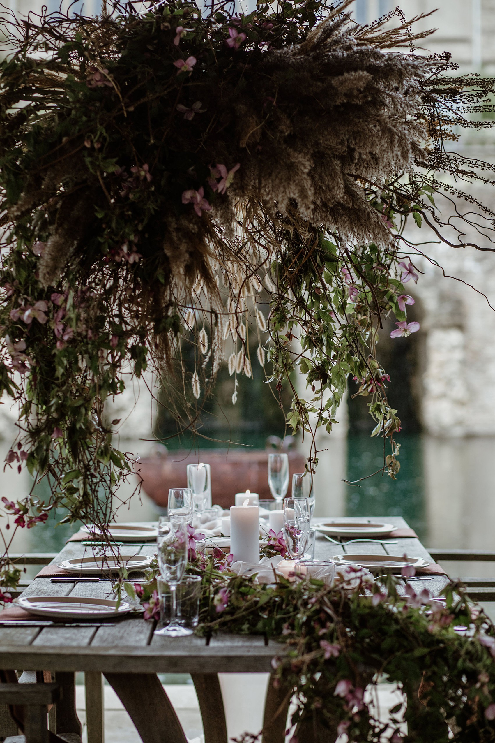 Naomi Neoh bride Euridge Manor wedding venue Cotswolds 42